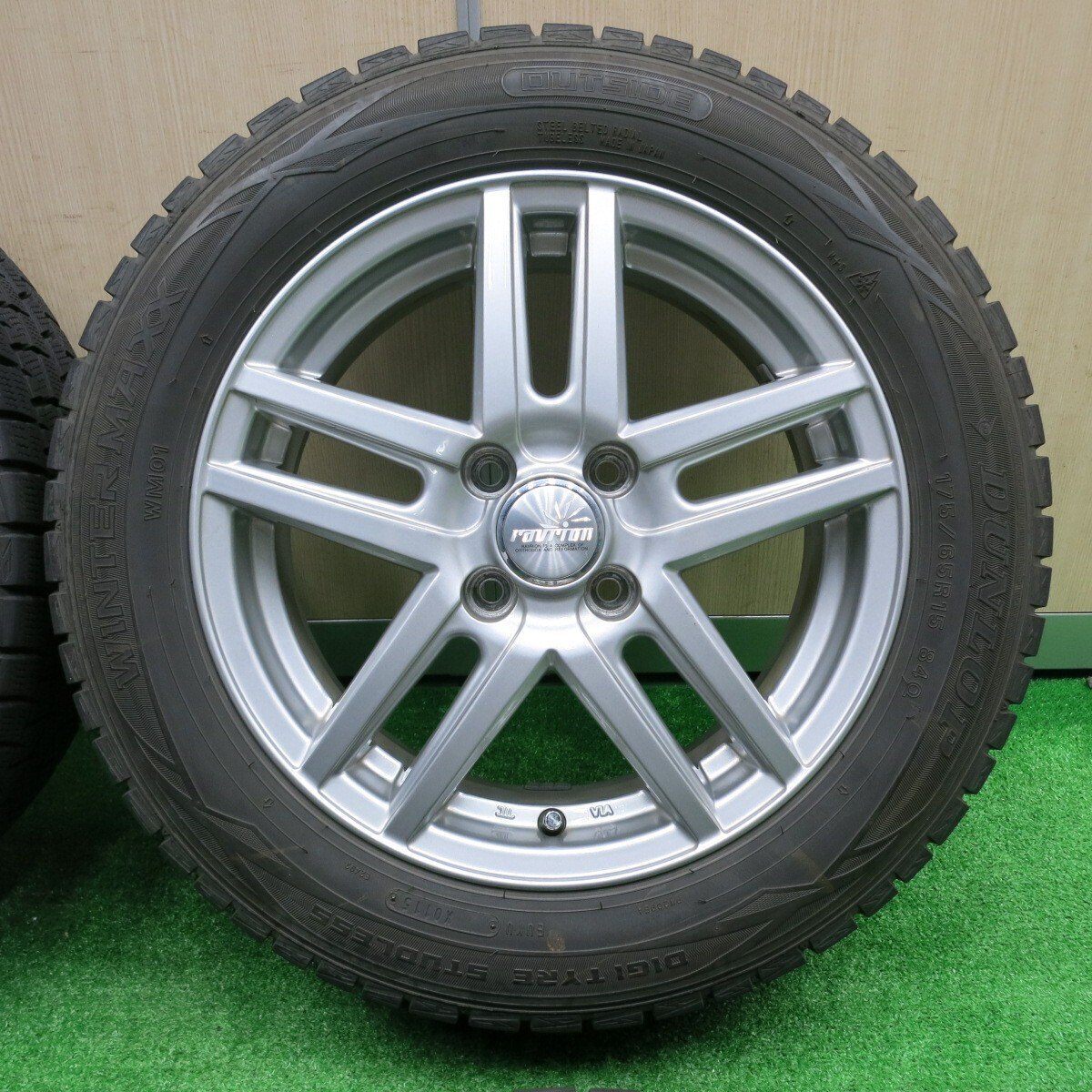 バリ溝！キレイ！9分★スタッドレス 175/65R15 ダンロップ ウインターマックス WM01 ravrion PCD100/4H★4091303NJス