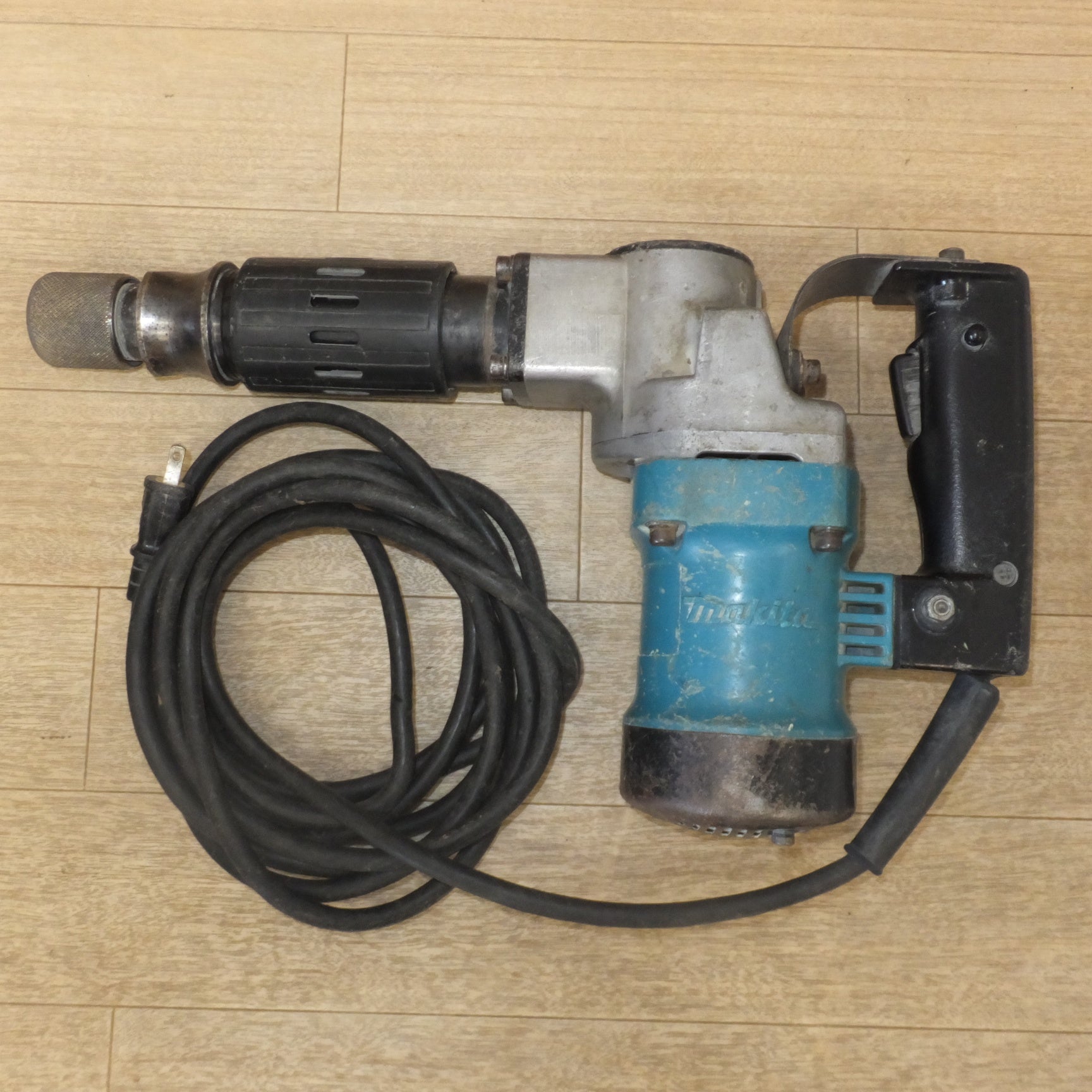 [送料無料] ★マキタ makita 電動ハンマ HM0810T　100V 50/60Hz★