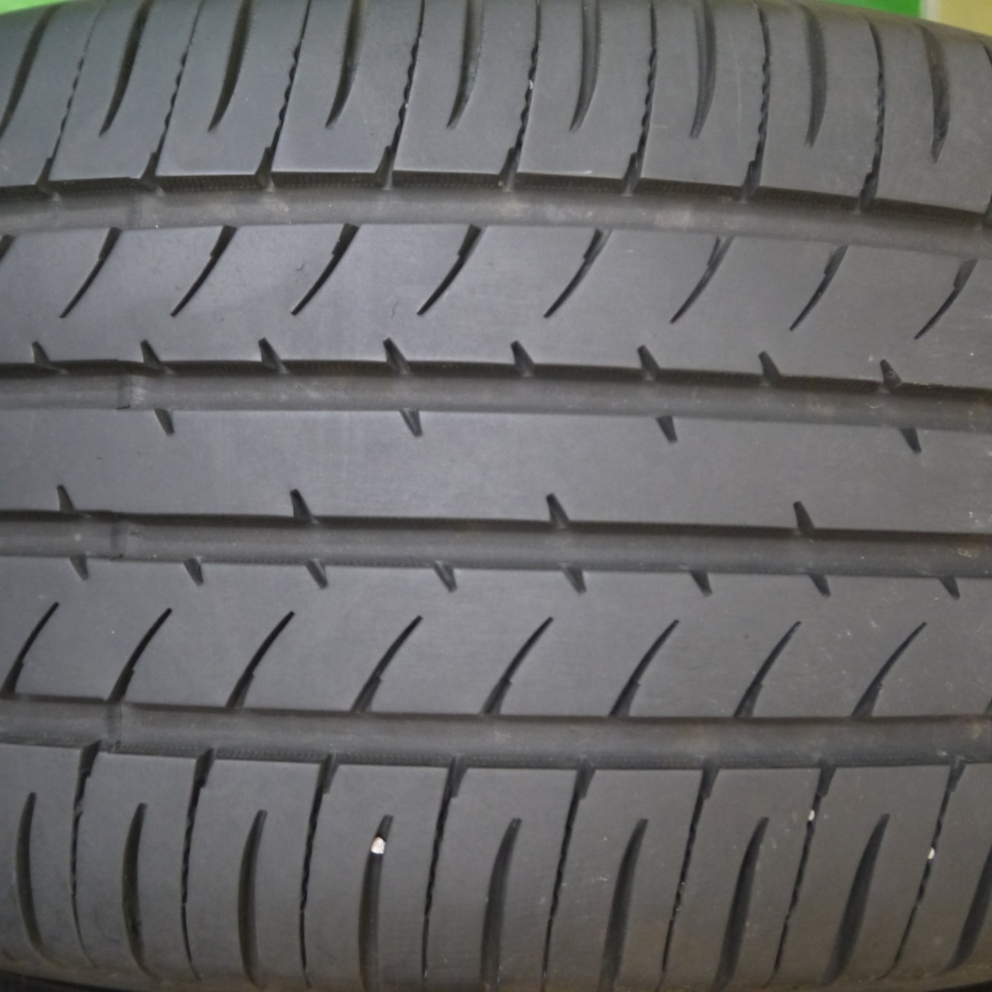 *送料無料* バリ溝！22年！8.5分★トヨタ 30系 プリウス Sツーリング 純正 215/45R17 トーヨー ナノエナジー3 プラス 17インチ PCD100/5H★4083006Hノ