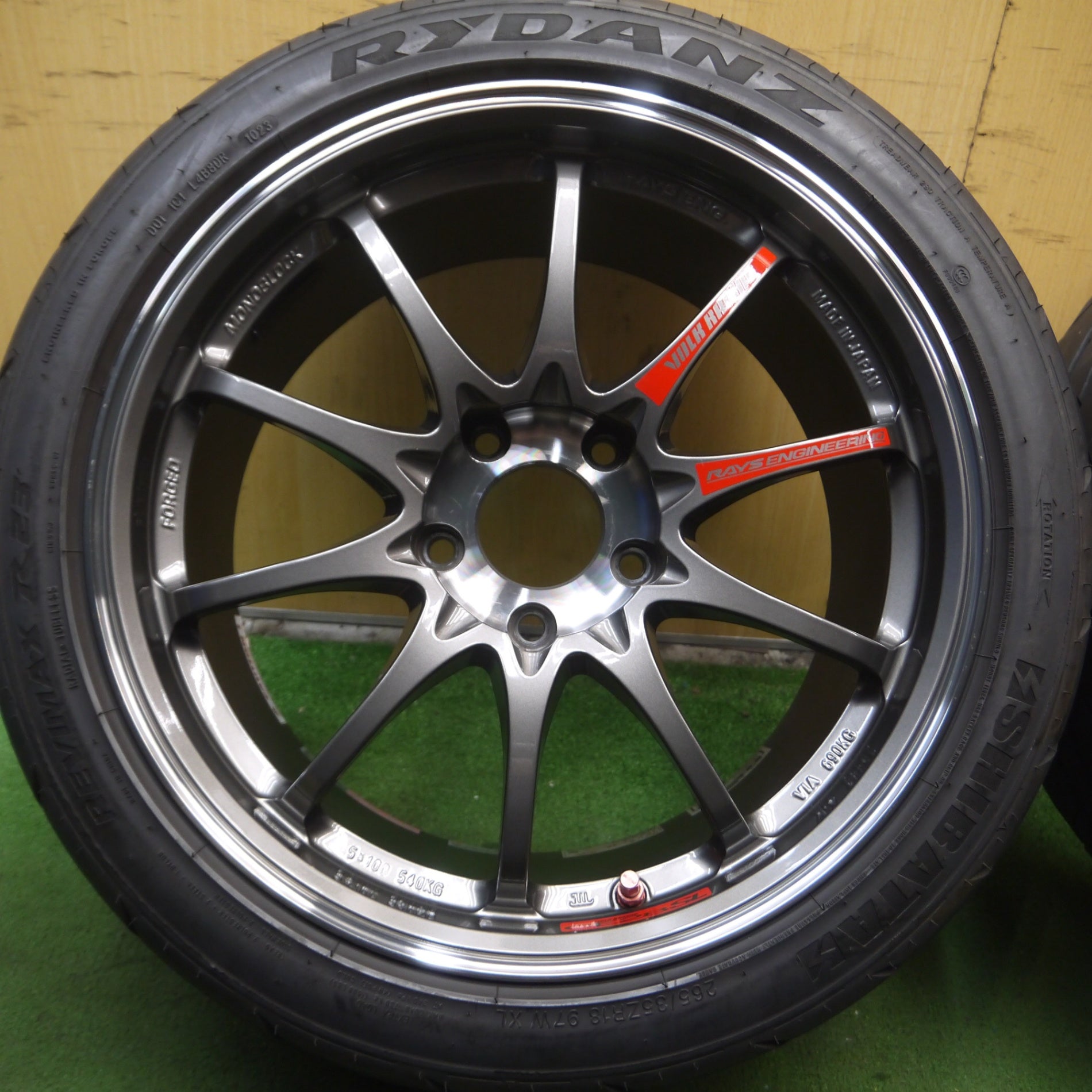 *送料無料* キレイ！23年★RAYS CE28SL MONOBLOCK 鍛造 265/35R18 RYDANZ シバタイヤ レイズ  PCD120/5H★4053107Hノ