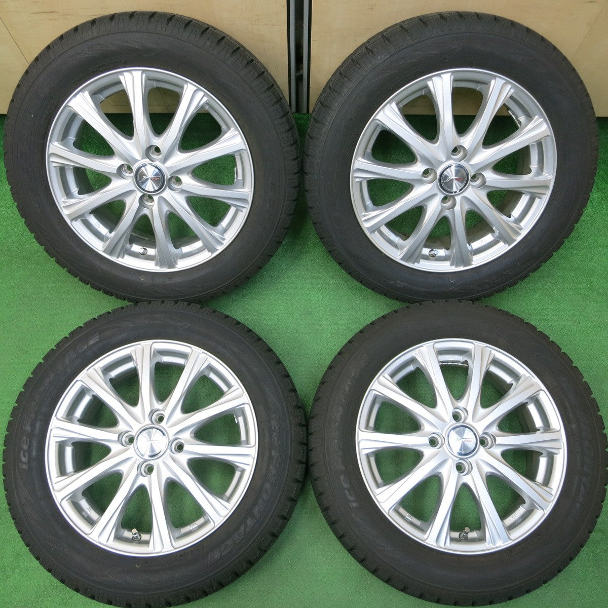 *送料無料* バリ溝！キレイ！ほぼ10分★スタッドレス 185/60R15 アイスフロンテージ JOKER ジョーカー 15インチ PCD100/4H★4031605イス