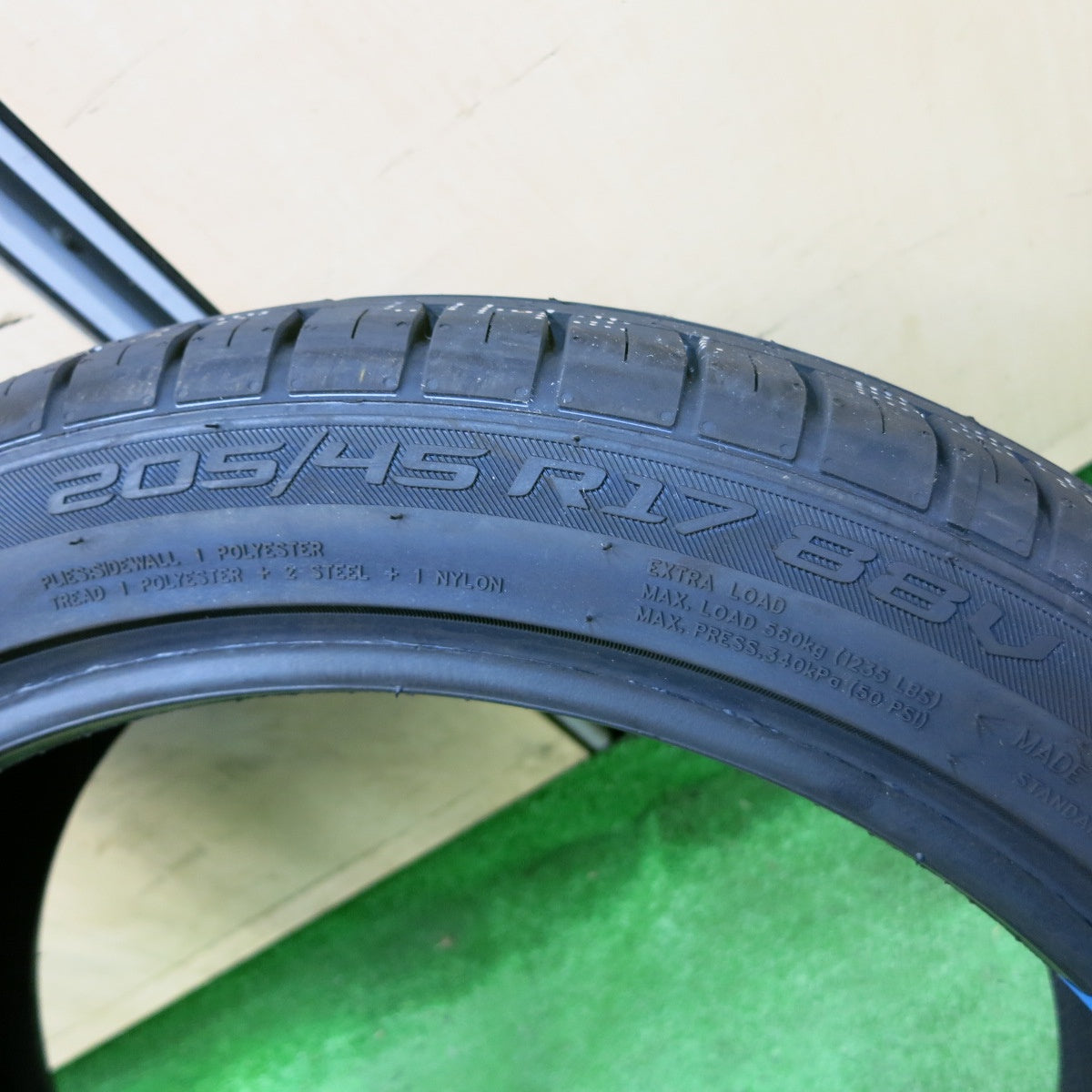 [送料無料] 未使用！24年★205/45R17 モモ TOPRUN M300 AS SPORT タイヤ 17インチ プリウス ウィッシュ カローラ等★4101402ナノタ