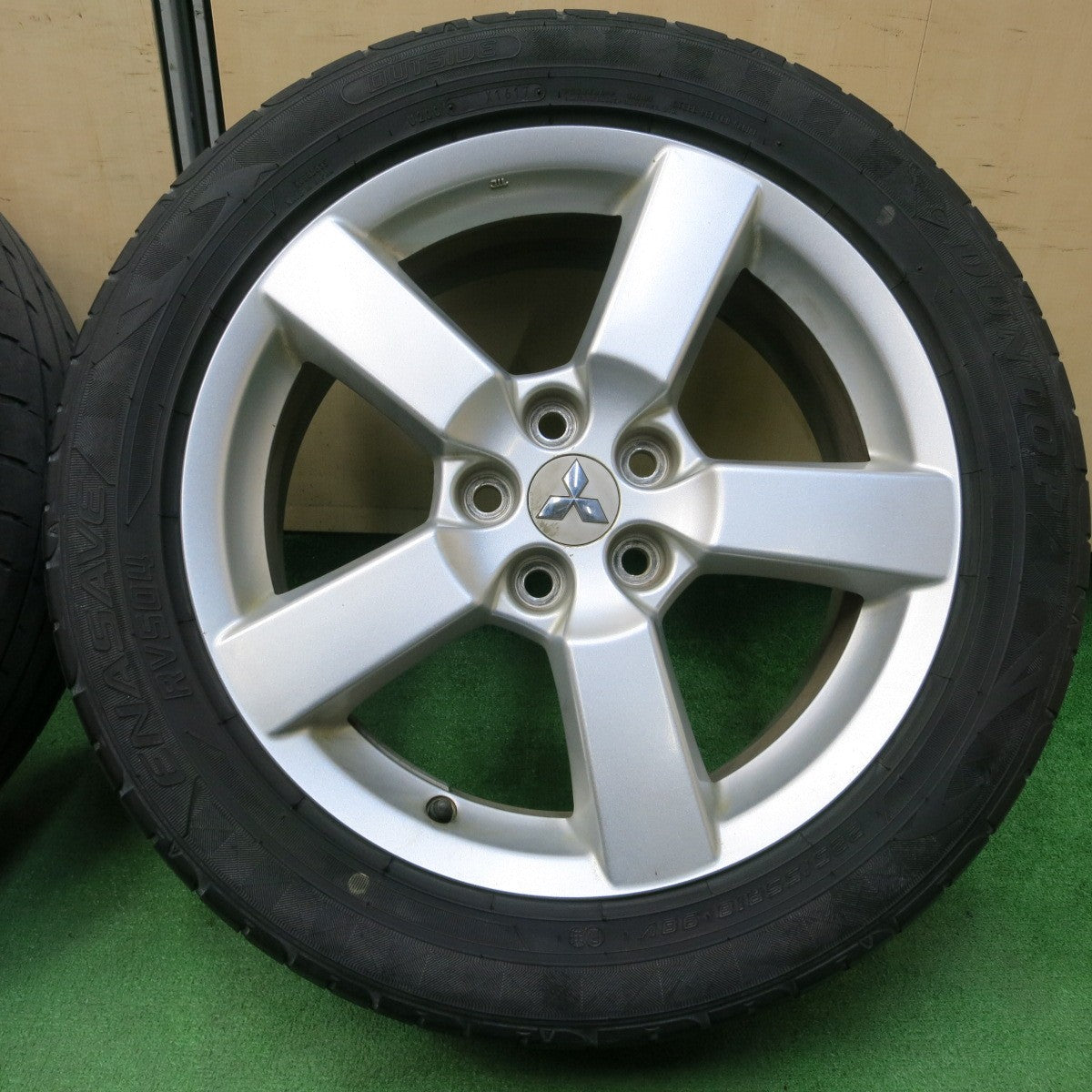 *送料無料* 4本価格★三菱 アウトランダー 純正 225/55R18 ダンロップ エナセーブ RV504 18インチ PCD114.3/5H★4040601イノ