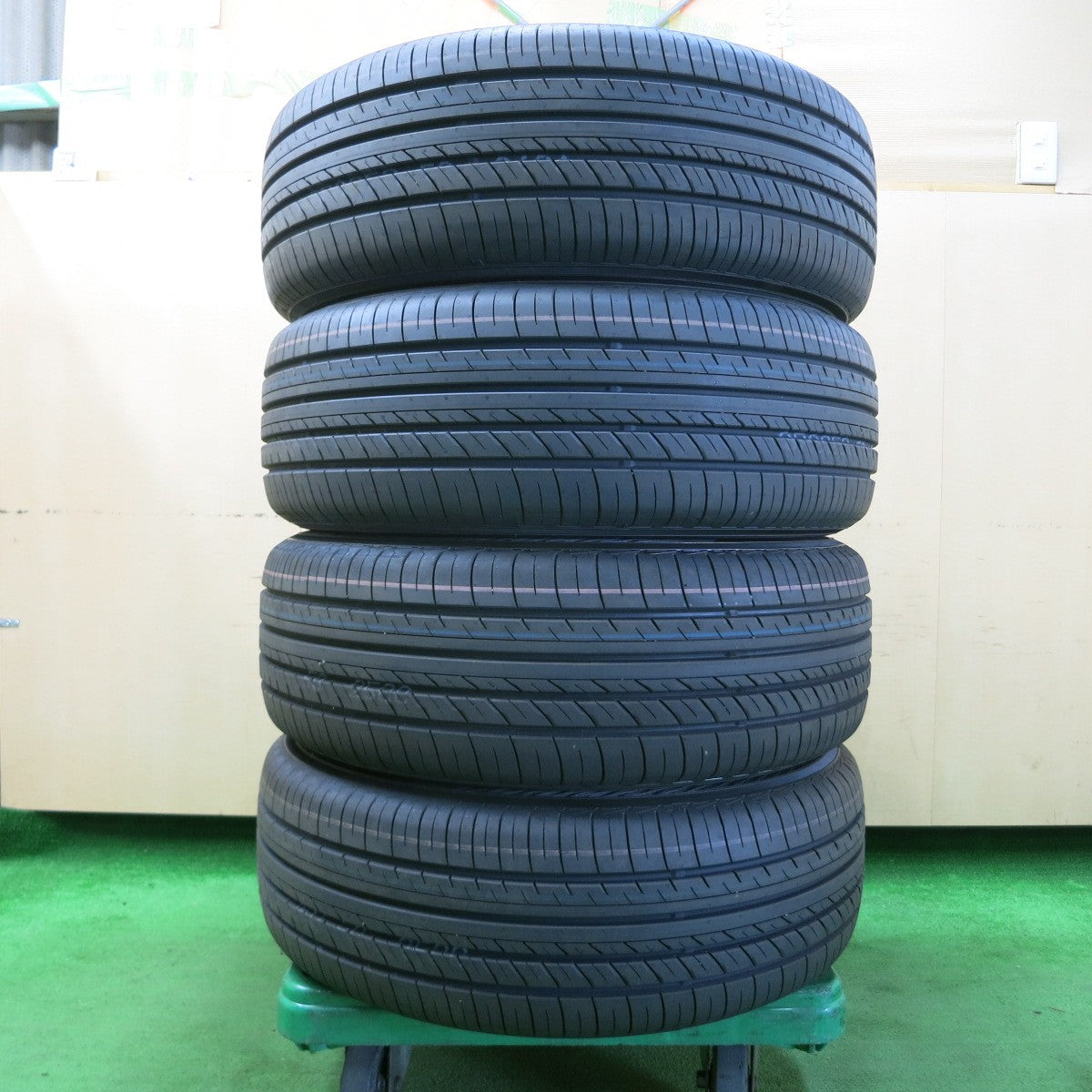 送料無料* 新車外し！24年☆ホンダ ZR-V 純正 225/55R18 ヨコハマ アドバン dB V552 18インチ PCD114.3 |  名古屋/岐阜の中古カー用品・工具の買取/販売ならガレージゲット