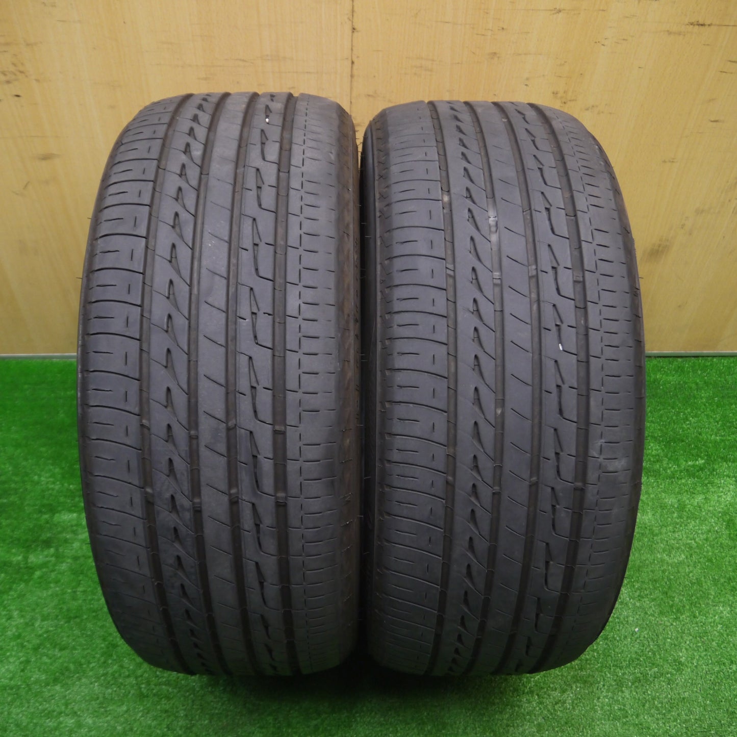 *送料無料* 2本価格！22年★225/40R19 ブリヂストン レグノ GR-X2 タイヤ 19インチ オデッセイ ヴェゼル ヤリスクロス 等★4080903Hノタ