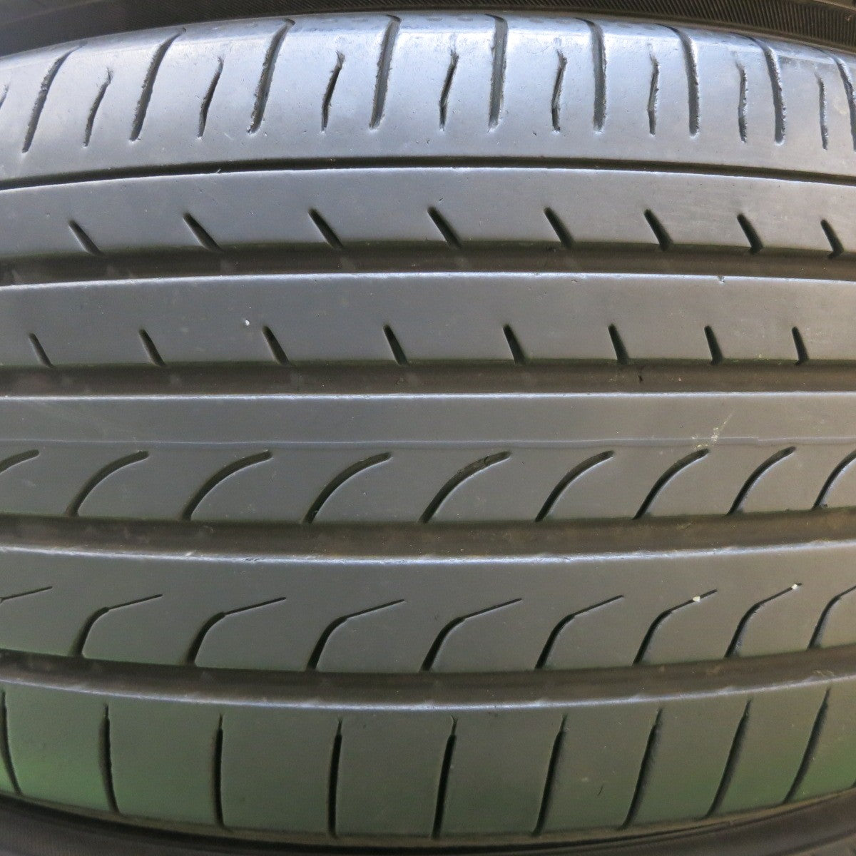 *送料無料* バリ溝！21年！9分★トヨタ C-HR 純正 225/50R18 ヨコハマ ブルーアース RV-02 18インチ PCD114.3/5H CHR★4051202IMノ