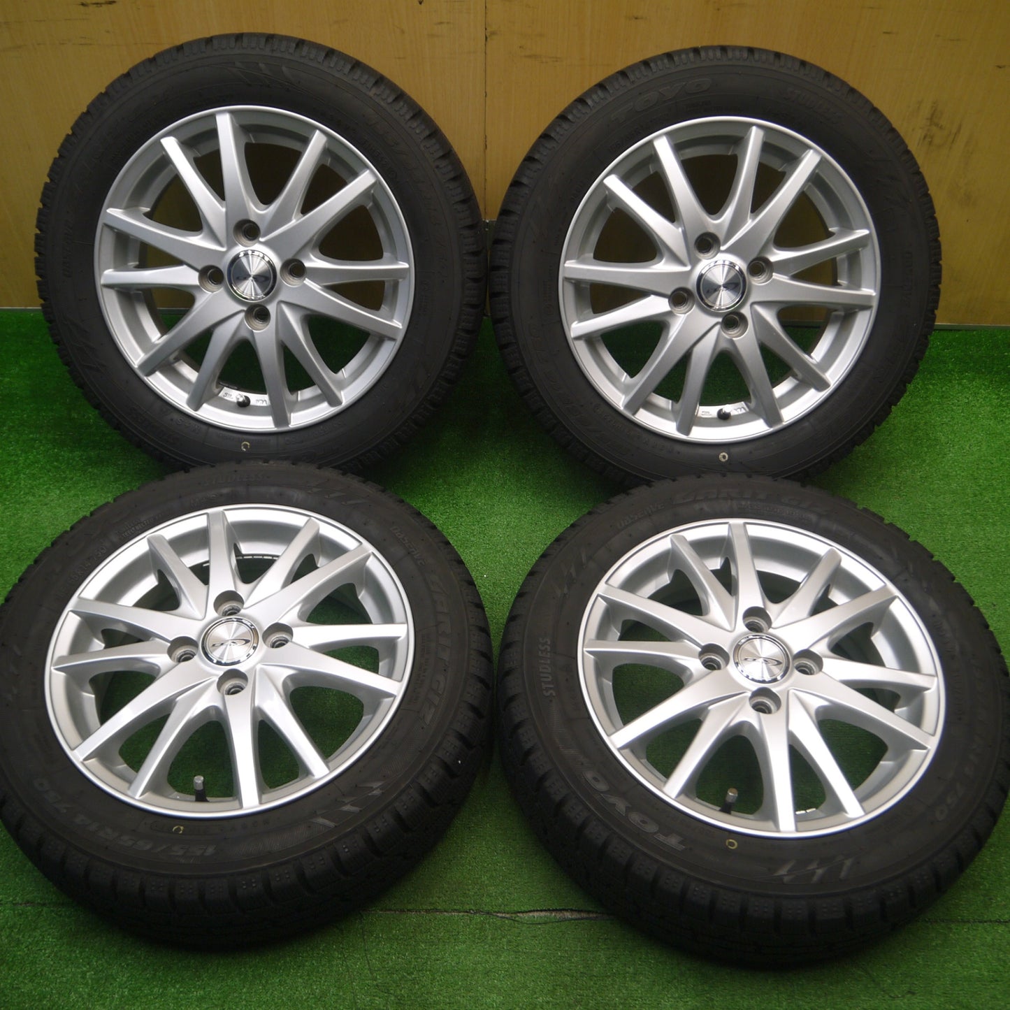 [送料無料] バリ溝！21年！キレイ！9.5分以上★スタッドレス 155/65R14 トーヨー オブザーブ ガリット GIZ CLX T-2 社外 アルミ 14インチ PCD100/4H★4111201Hス