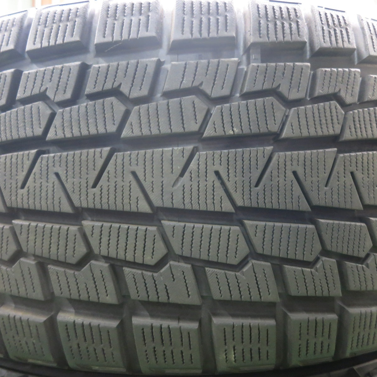 *送料無料* センサー付！バリ溝！9.5分★マセラティ レヴァンテ 純正 OP 265/45R20 295/40R20 スタッドレス ヨコハマ G075 ジオランダー i/T-S PCD114.3/5H★4071101HAス