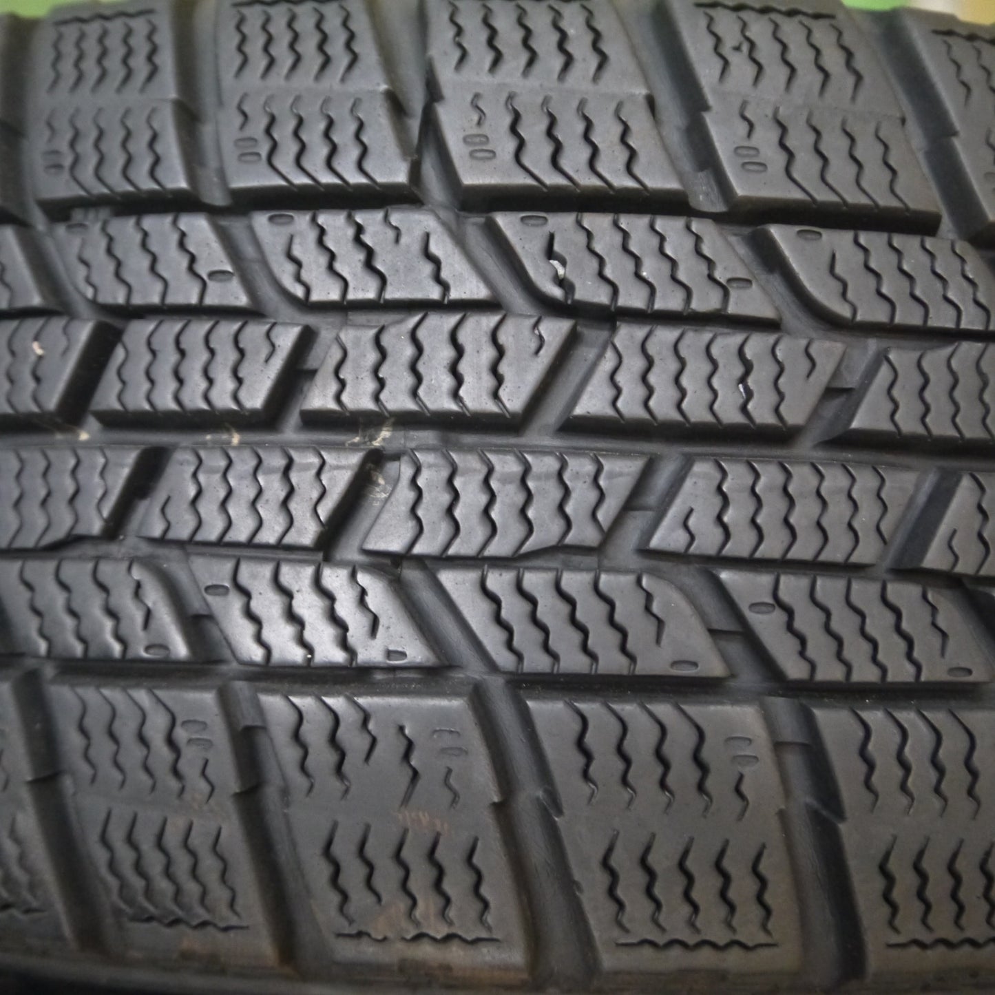 *送料無料* バリ溝！キレイ！8.5分★スタッドレス 165/65R14 グッドイヤー アイスナビ6 ravrion selzer ラブリオン 14インチ PCD100/4H★4051508Hス