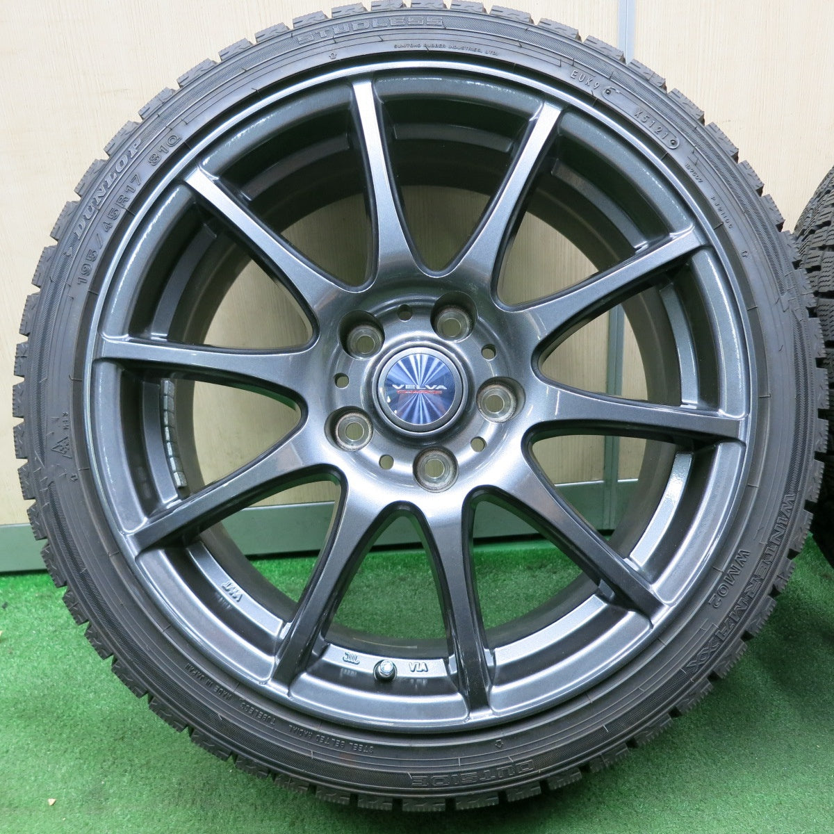 *送料無料* バリ溝！21年！キレイ！8.5分★スタッドレス 195/45R17 ダンロップ ウインターマックス WM02 VELVA CHARGE ヴェルヴァ 17インチ PCD114.3/5H★4061104NJス