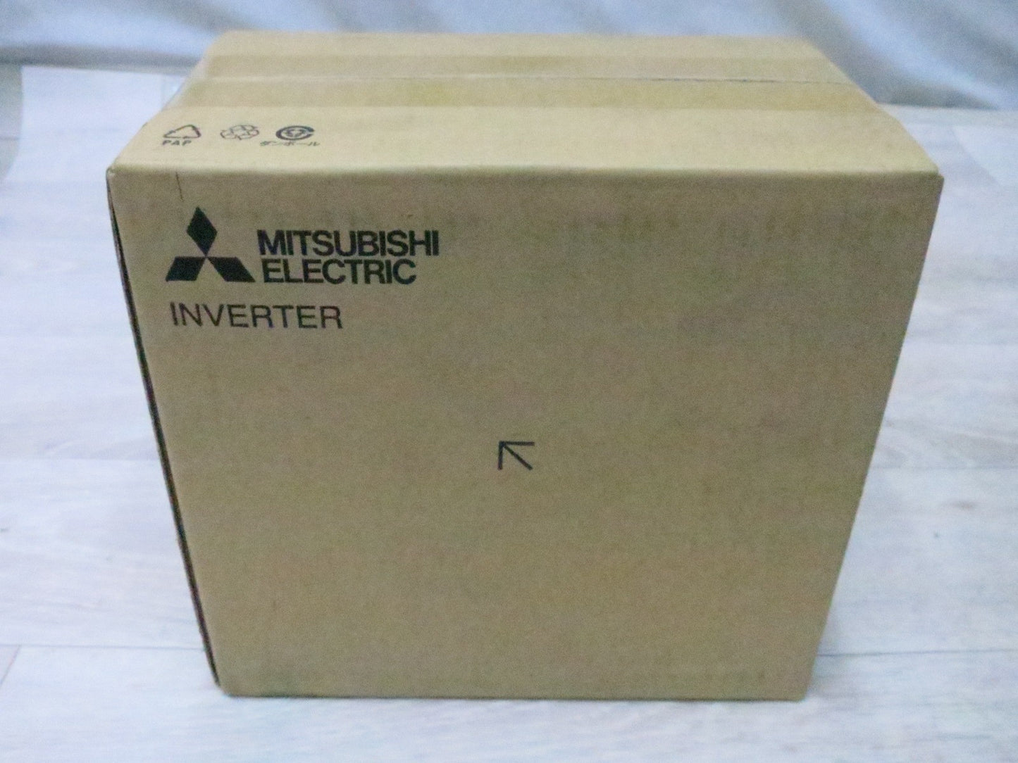 [送料無料] 未使用◆三菱電機 インバータ FR-E840-0.75K-1 2023年製 E800シリーズ 三相 400V 0.75kW◆