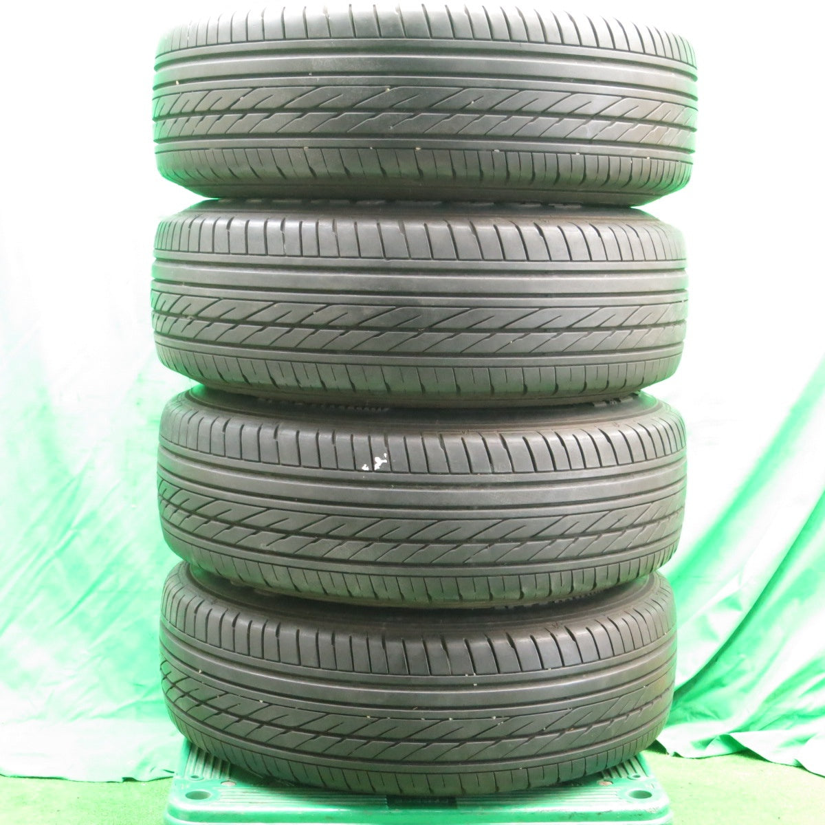 *送料無料* バリ溝！9.5分★DAYTONA 215/65R16C 109/107R グッドイヤー イーグル #1 ナスカー ホワイトレター デイトナ PCD139.7/6H★4042708ナノ