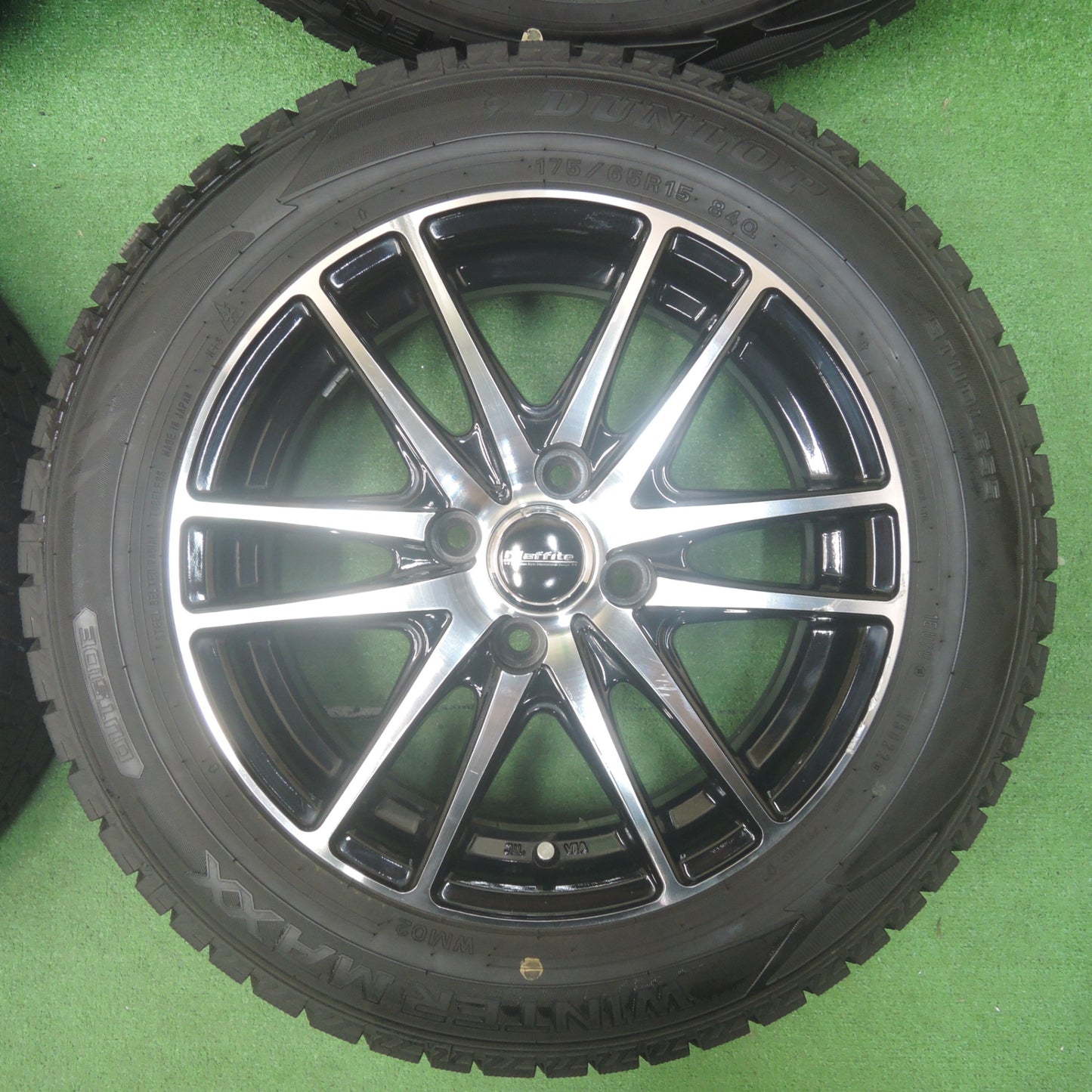 *送料無料* 超バリ溝！22年！ほぼ10分★スタッドレス 175/65R15 ダンロップ ウインターマックス WM02 Laffite ラフィット 15インチ PCD100/4H★4033009SYス