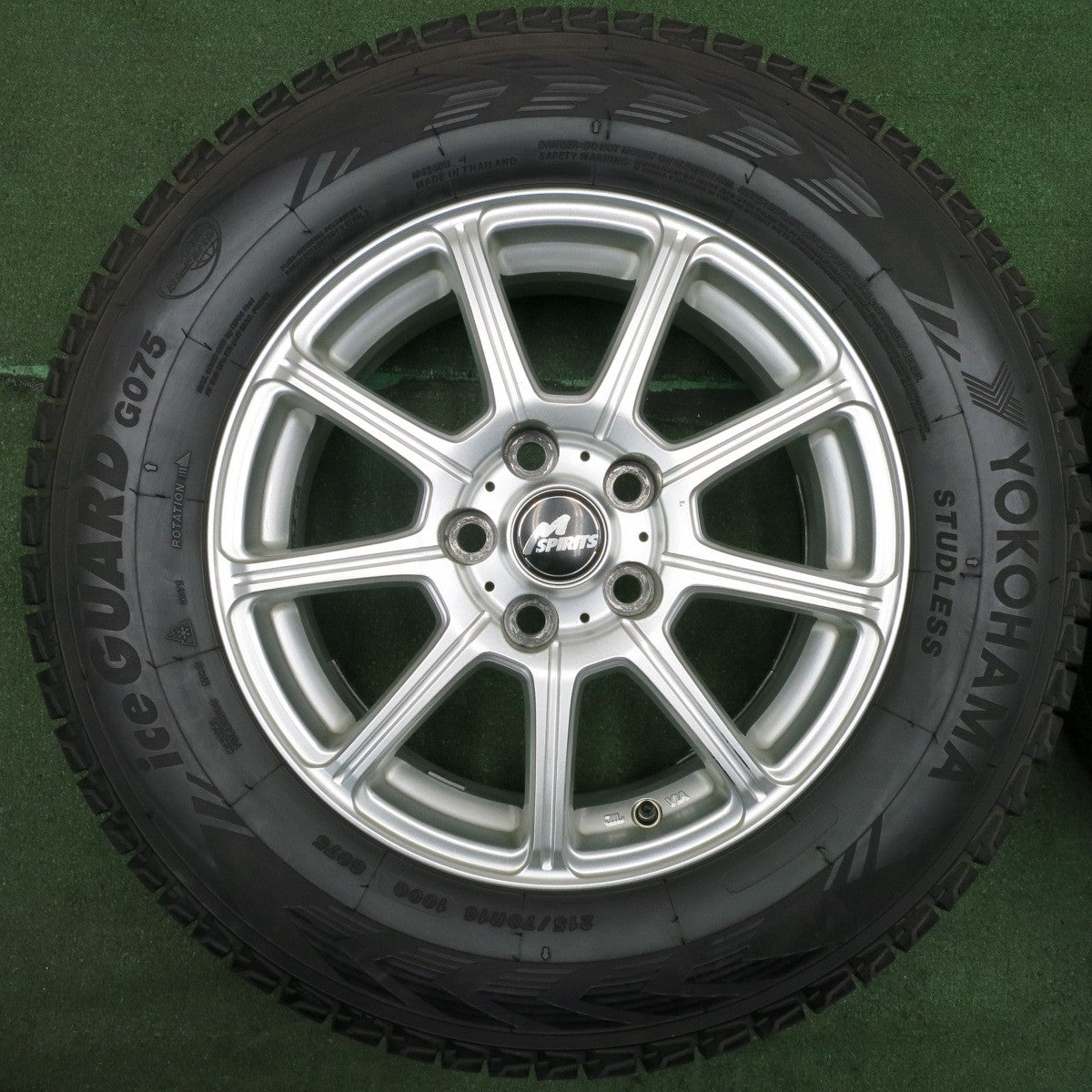 *送料無料* バリ溝！9.5分★スタッドレス 215/70R16 ヨコハマ アイスガード G075 M SPIRITS Mスピリッツ 16インチ PCD114.3/5H★4040307NJス