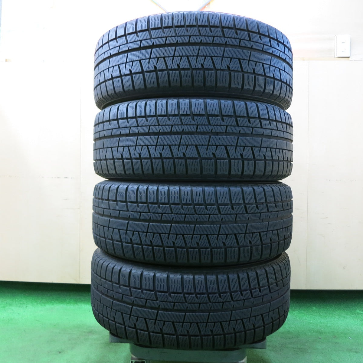 *送料無料* バリ溝！キレイ！9.5分以上★XV 等 225/55R17 スタッドレス ヨコハマ アイスガード iG50 プラス VELVA SPORT ヴェルヴァ PCD100/5H★4050808イス