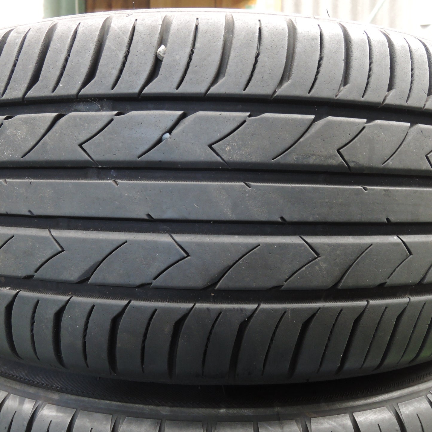 *送料無料* バリ溝！22年！9.5分★Shallen XF-55 225/45R18 トーヨー SD-7 シャレン 18インチ PCD114.3/5H★4030406NJノ