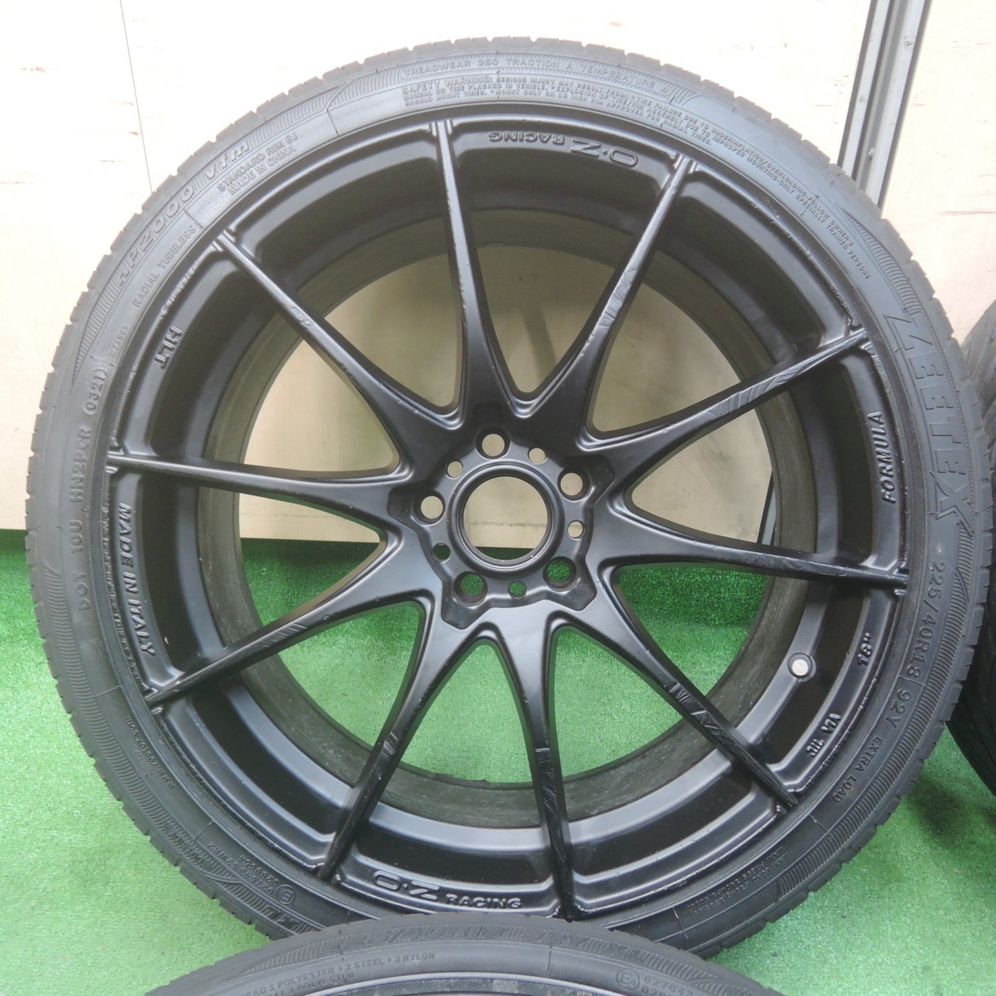 *送料無料* 4本★86 BRZ等 O・Z RACING FORMULA HLT 225/40R18 ハンコック V12 evo ジーテックス HP2000 vfm PCD100/5H★4033004SYノ