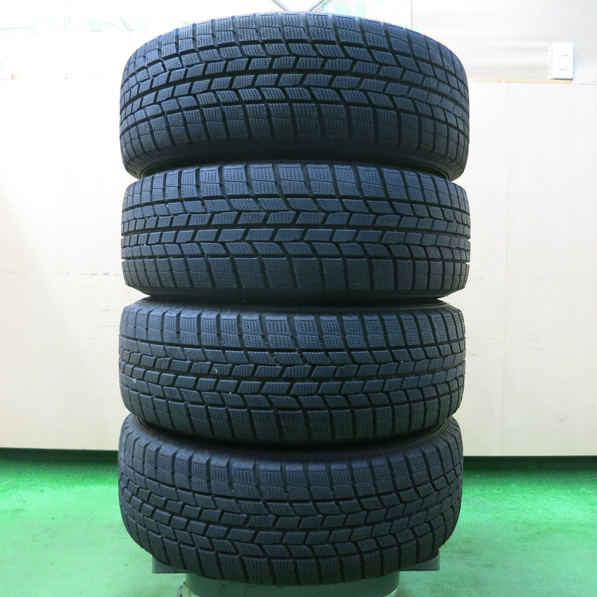 *送料無料* バリ溝！9分★スタッドレス 195/65R15 グッドイヤー アイスナビ6 社外 アルミ ホイール 15インチ PCD114.3/5H★4042610イス