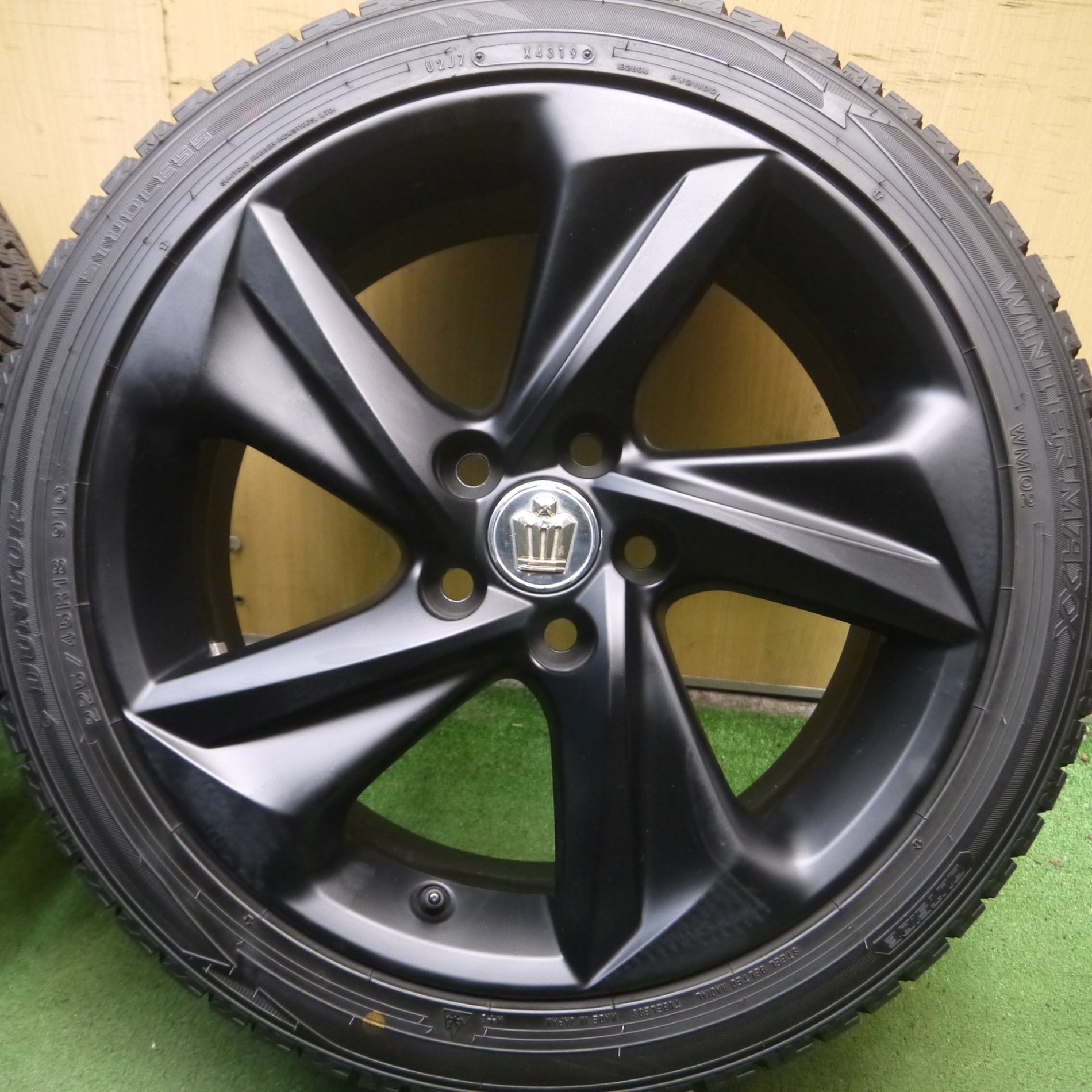 送料無料* バリ溝！9.5分☆トヨタ 220系 クラウン RS 純正 225/45R18 スタッドレス ダンロップ ウインターマックス W |  名古屋/岐阜の中古カー用品・工具の買取/販売ならガレージゲット