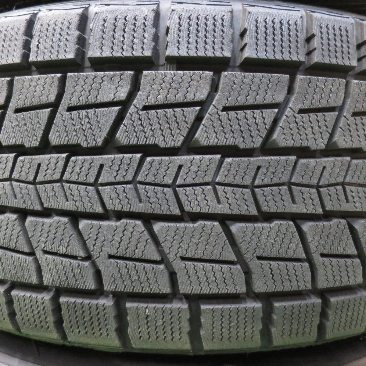 [送料無料] バリ溝！22年！9.5分以上★ベンツ 等 EUROTECH STAGE TW15 275/50R20 スタッドレス ダンロップ ウインターマックス SJ8+ 20インチ PCD112/5H★4120705イス