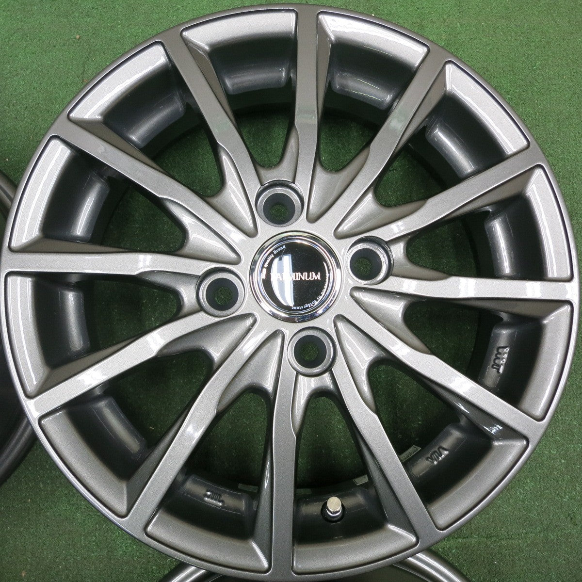 *送料無料* 未使用★BALMINUM バルミナ ホイール 14インチ 14×4.5J PCD100/4H★4063006HAホ