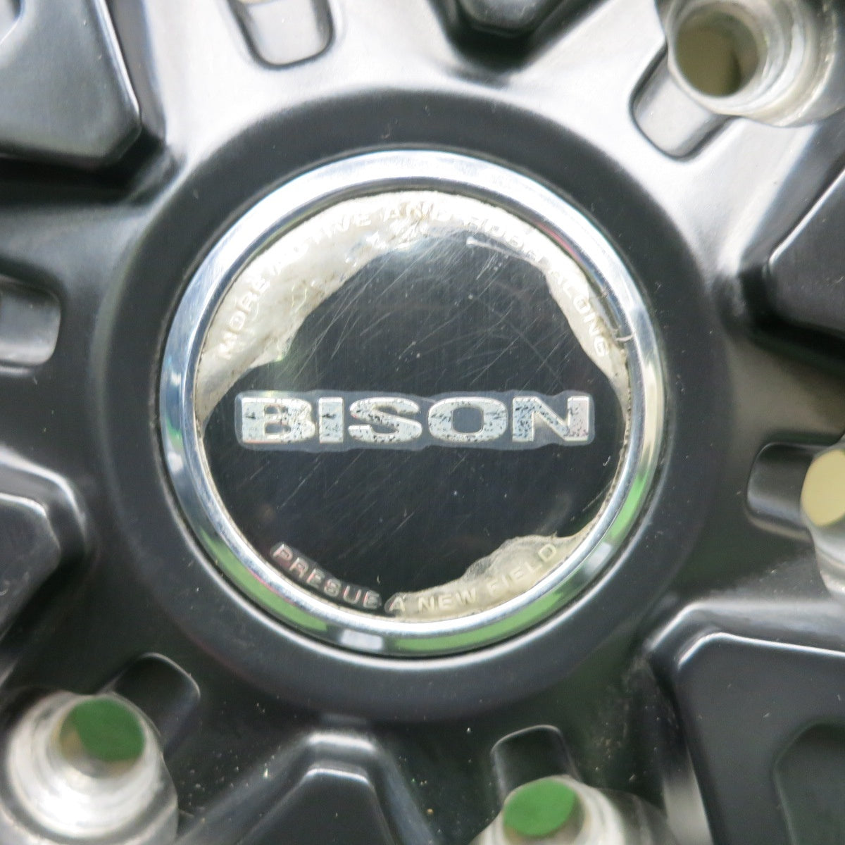 *送料無料* 4本価格★キャラバン等 BISON 195/80R15 スタッドレス ミシュラン AGILIS X-ICE バイソン 15インチ PCD139.7/6H★4050702HAス