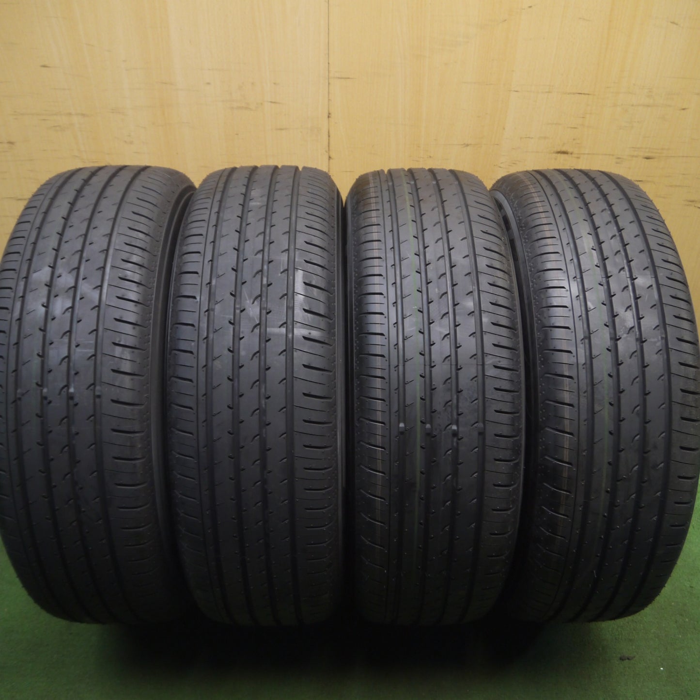 *送料無料* 新車外し！23年★トヨタ 40系 アルファード 純正 ENKEI 225/60R18 ヨコハマ アドバン V03 エンケイ PCD120/5H★4031505Hノ