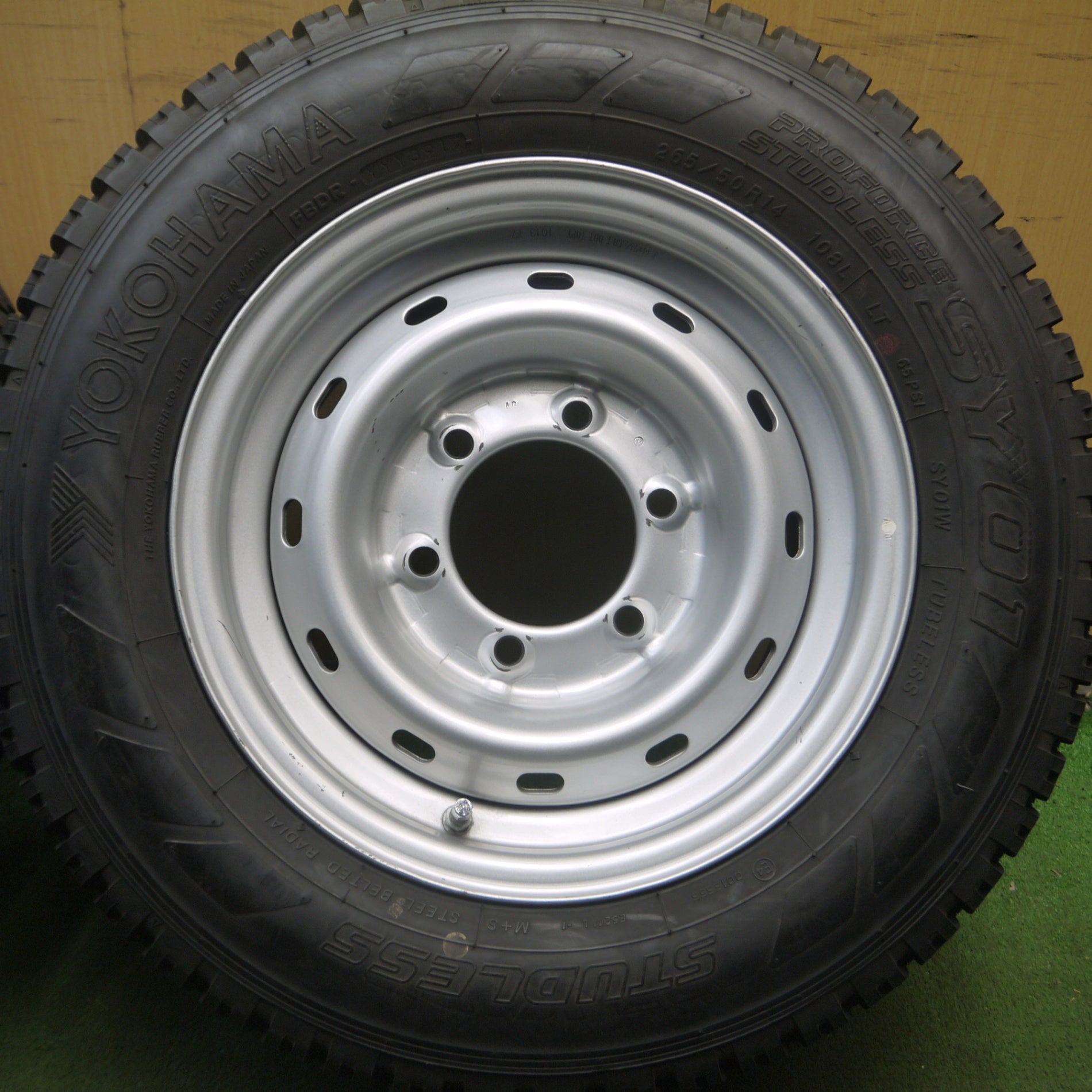 *送料無料* バリ溝！キレイ！9分★トラック タイヤ 265/50R14 175/75R15 スタッドレス ヨコハマ SY01 アイスガード iG91  スチール PCD139.7/6H★4020906Hス