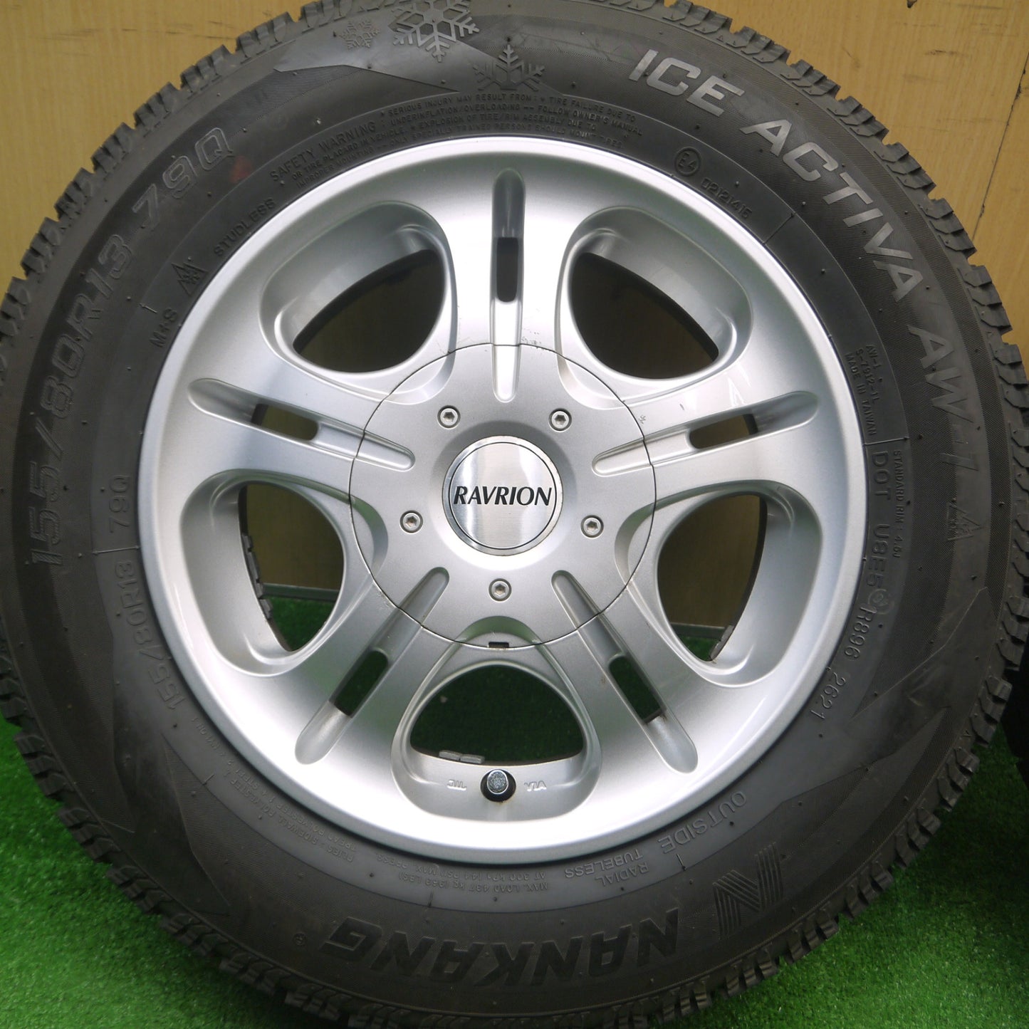 [送料無料] 4本価格！21年★スタッドレス 155/80R13 ナンカン アイスアクティバ AW-1 RAVRION ラブリオン PCD100 114.3/4H マルチ★4103007Hス