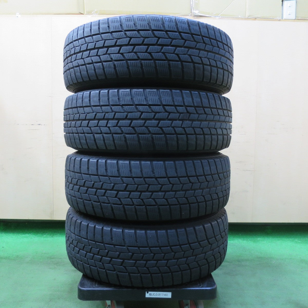 [送料無料] 4本価格★スタッドレス 205/65R15 グッドイヤー アイスナビ6 SCHNEIDER MiD シュナイダー 15インチ PCD114.3/5H★5012102イス