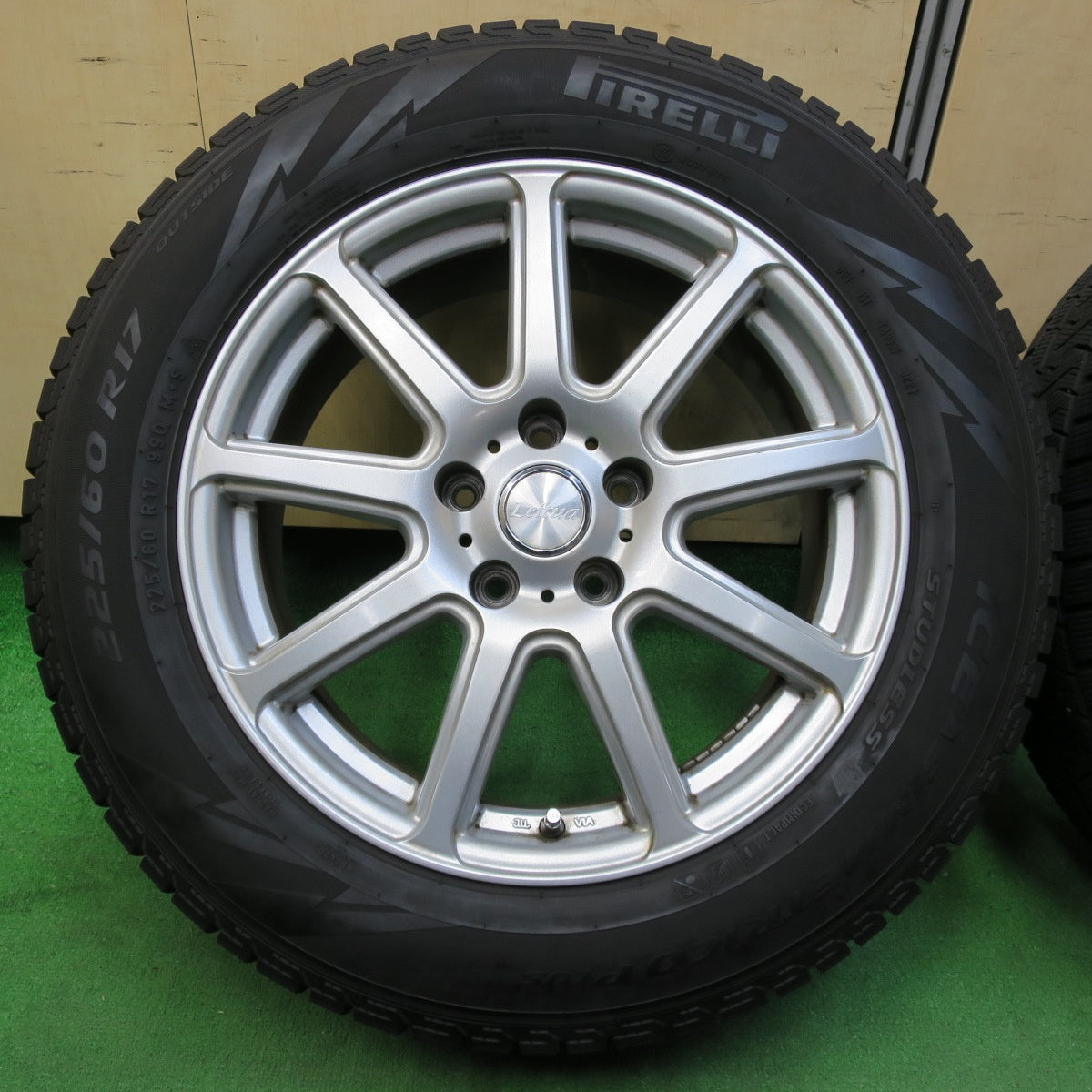 *送料無料* 4本価格！21年★スタッドレス 225/60R17 ピレリ アイスアシンメトリコ プラス Leitua レイツァー 17インチ PCD114.3/5H★4060802イス