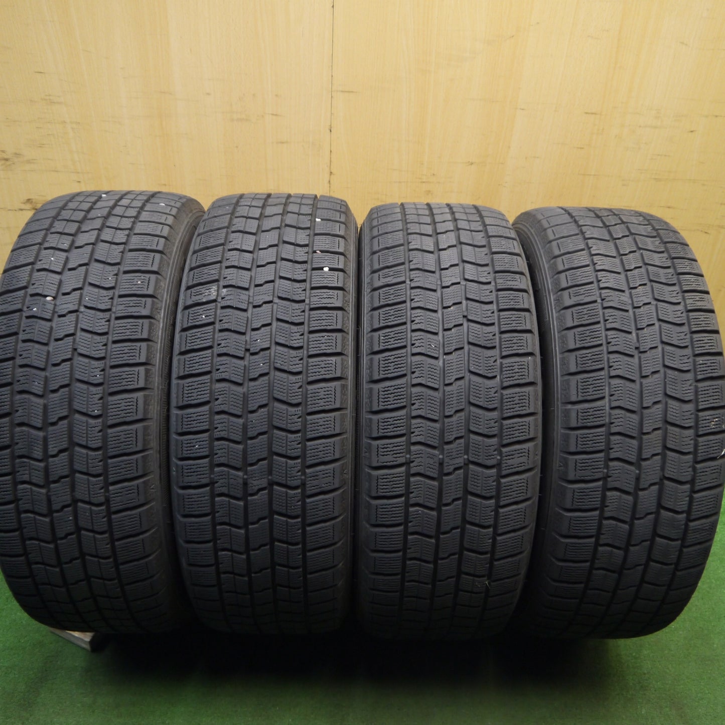 [送料無料] バリ溝！22年！キレイ！9.5分★スタッドレス 235/50R18 グッドイヤー アイスナビ7 VELVA SPORTZ ヴェルヴァ 18インチ PCD114.3/5H★5040805Hス