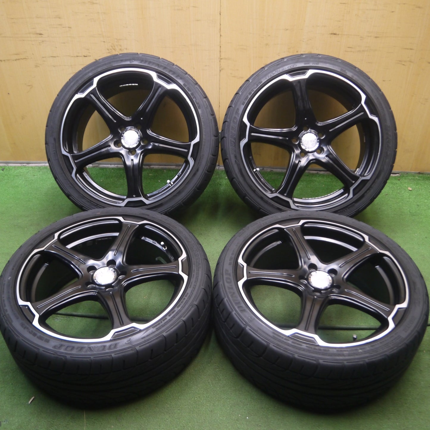 *送料無料* バリ溝！20年！キレイ！8.5分★プリウス等 ALGERNON FENICE 225/40R18 ダンロップ DZ101 アルジェノン フェニーチェ PCD100/5H★4061805Hノ