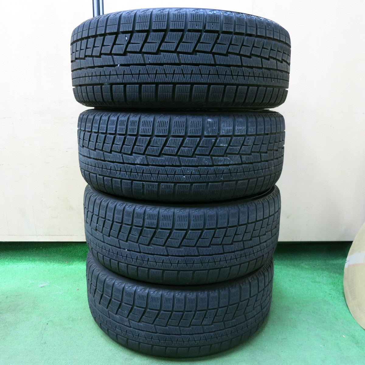 [送料無料] バリ溝！9.5分以上★トヨタ 220系 クラウン RS 純正 225/45R18 スタッドレス ヨコハマ アイスガード iG60 18インチ PCD114.3/5H★4120607SYス