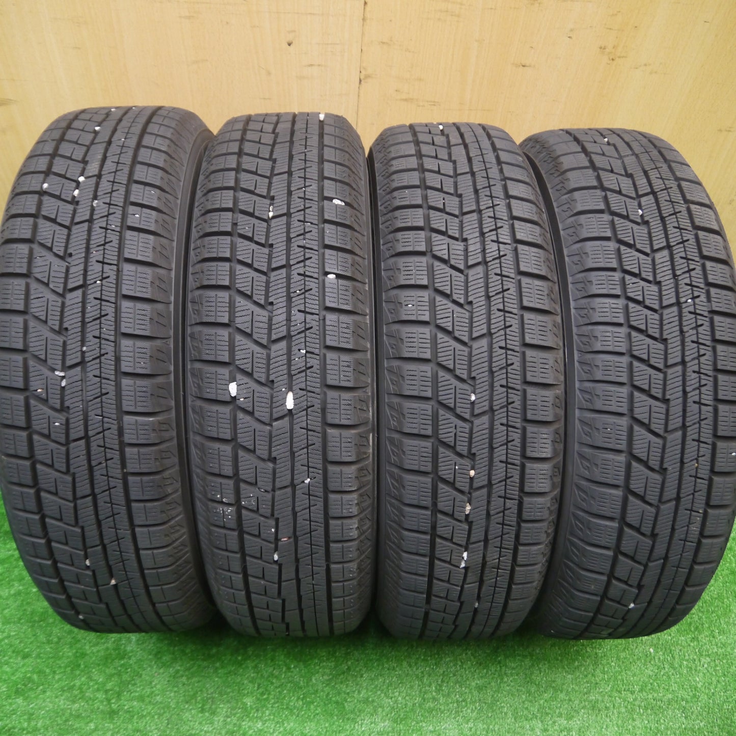 *送料無料* バリ溝！22年！キレイ！ほぼ10分★スタッドレス 155/65R14 ヨコハマ アイスガード iG60 WEZEN 14インチ PCD100/4H★4081901Hス