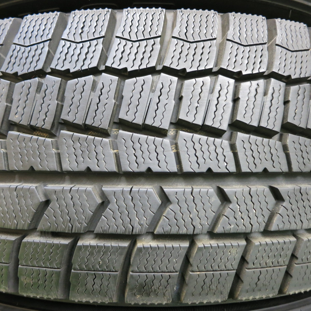 *送料無料* バリ溝！キレイ！9.5分以上★スタッドレス 195/65R15 ダンロップ ウインターマックス WM02 スチール 15インチ  PCD100 114.3/4H マルチ★4050111イス