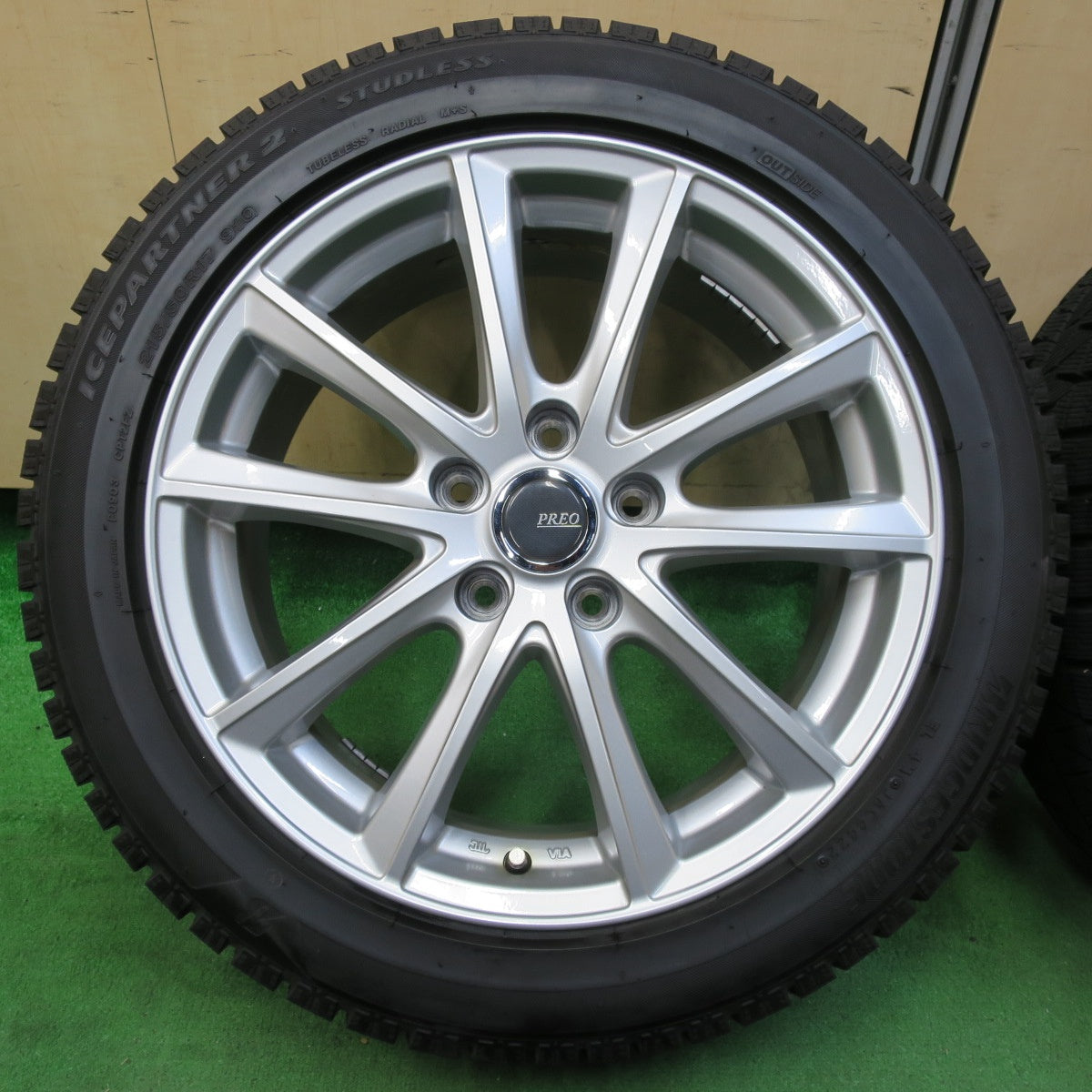 *送料無料* バリ溝！22年！キレイ！9.5分★スタッドレス 215/50R17 ブリヂストン アイスパートナー2 PREO プレオ 17インチ PCD114.3/5H★4082503イス