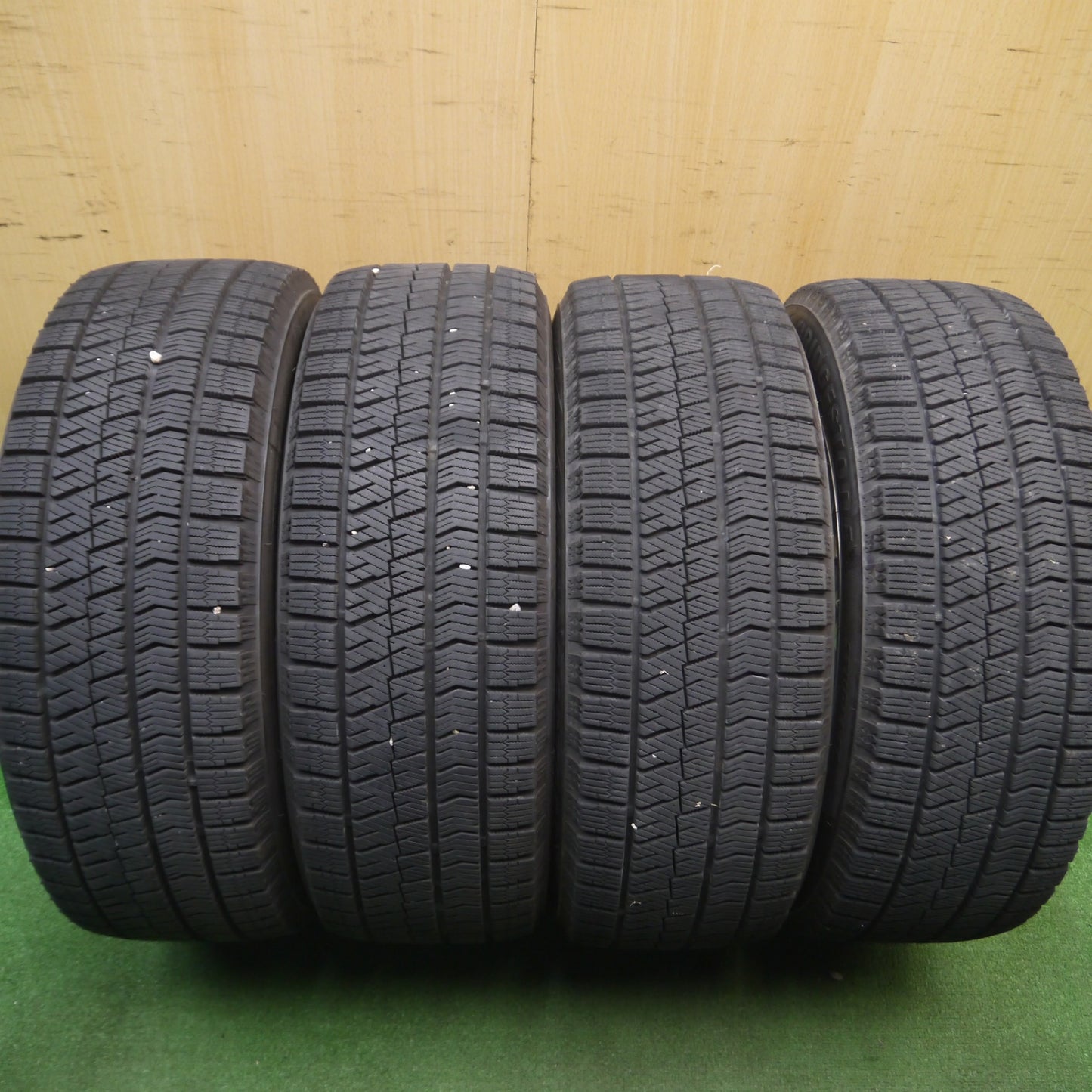 [送料無料] バリ溝！キレイ！9.5分★MINI 等 ENKEI PF03 195/55R16 スタッドレス ブリヂストン ブリザック VRX2 エンケイ 16インチ PCD112/5H★5012109Hス