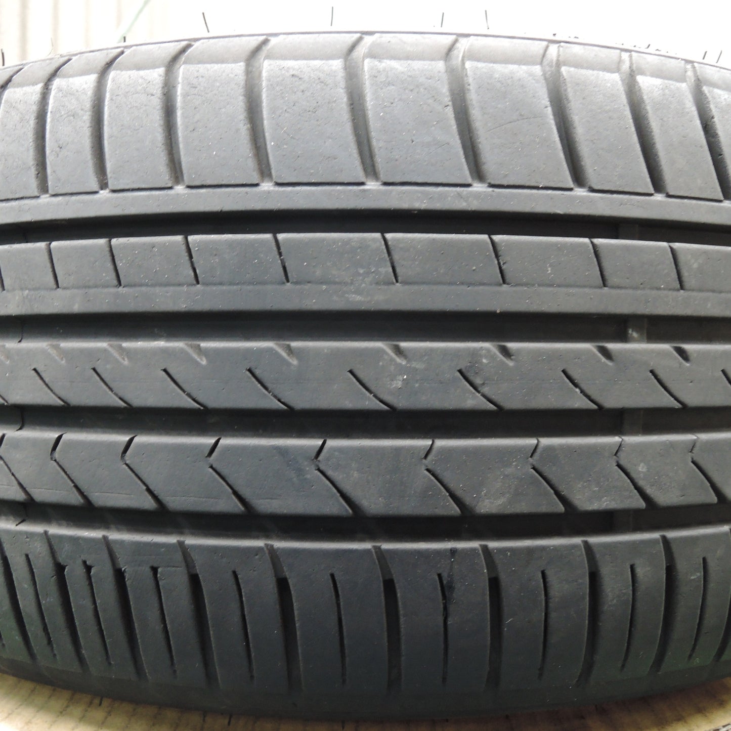 *送料無料* バリ溝！21年！8.5分★BMW 等 GRORA GS107 ERST 225/40R19 ウィンラン R330 エアスト グローラ 19インチ PCD120/5H★4030412NJノ