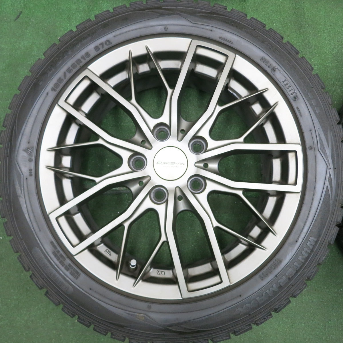 *送料無料* バリ溝！綺麗！9.5分★BMW等 EUROBAHN SPORTECHNIC 195/55R16 スタッドレス ダンロップ ウインターマックス WM01 PCD112/5H★4062903HAス