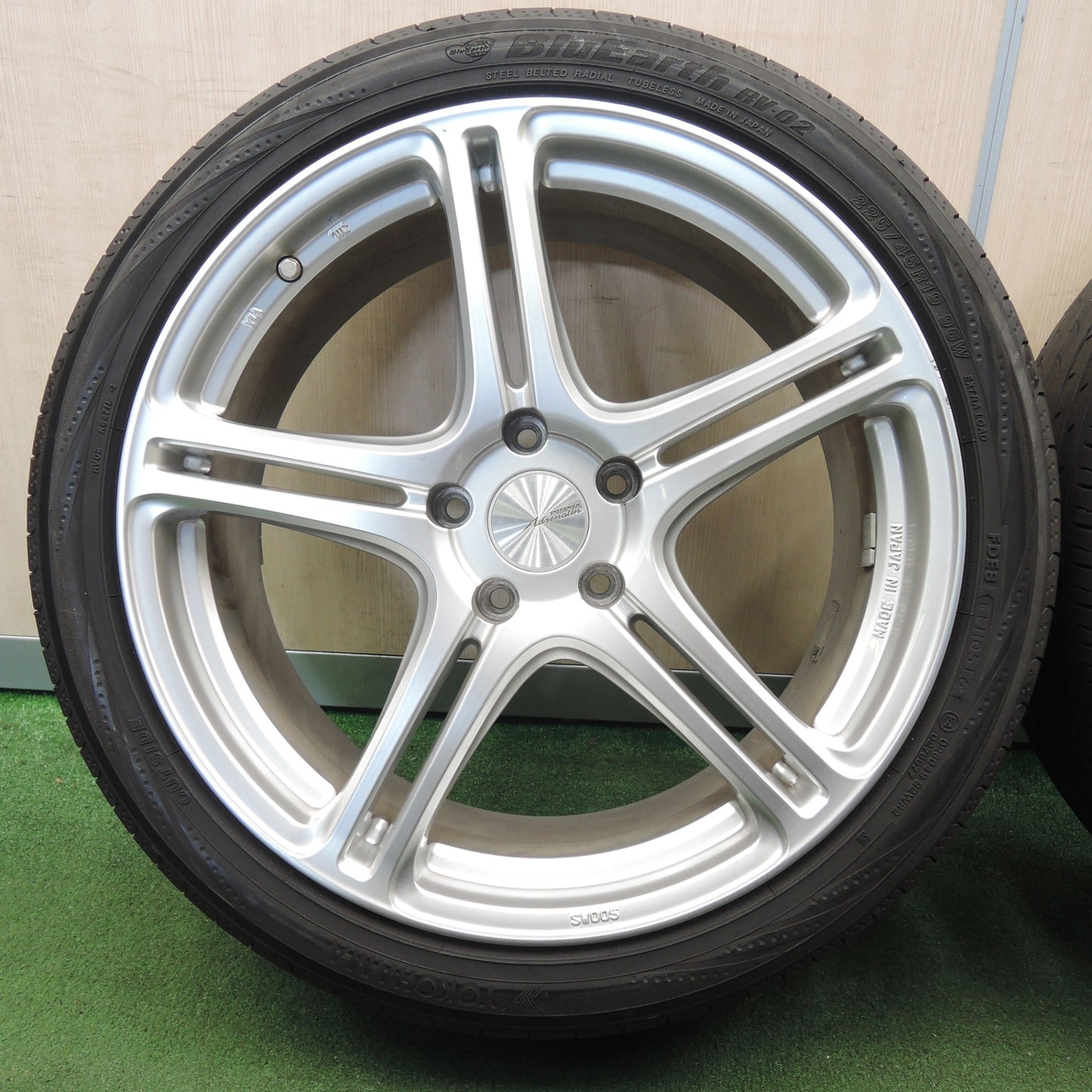 *送料無料* 4本価格★POTENZA Adrenalin 225/45R19 ヨコハマ ブルーアース RV-02 ポテンザ アドレナリン PCD114.3/5H★4030801NJノ