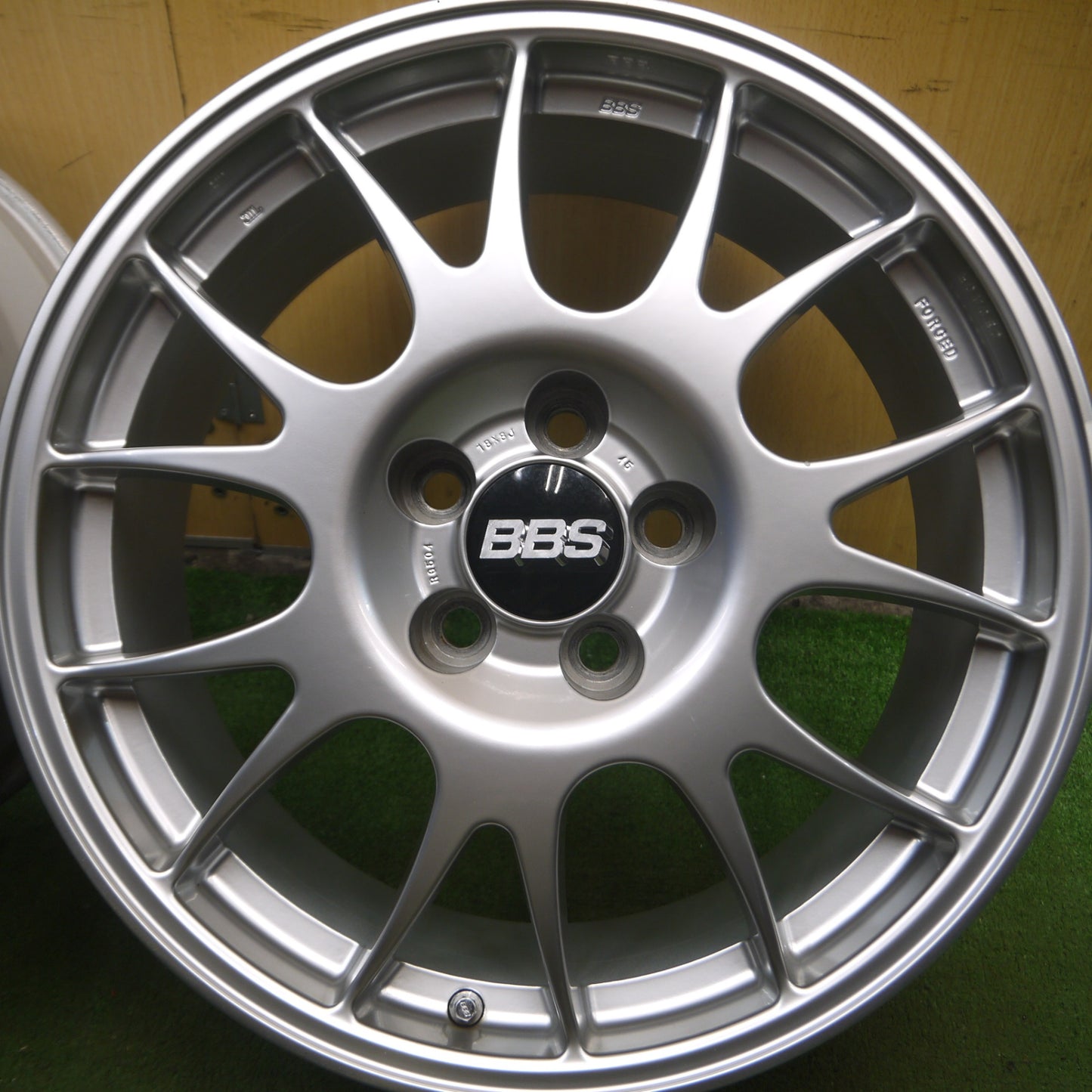 *送料無料* キレイ★トヨタ 200系 クラウン 純正 OP BBS RG504 ホイール 18インチ 18×8J PCD114.3/5H★4041915Hホ