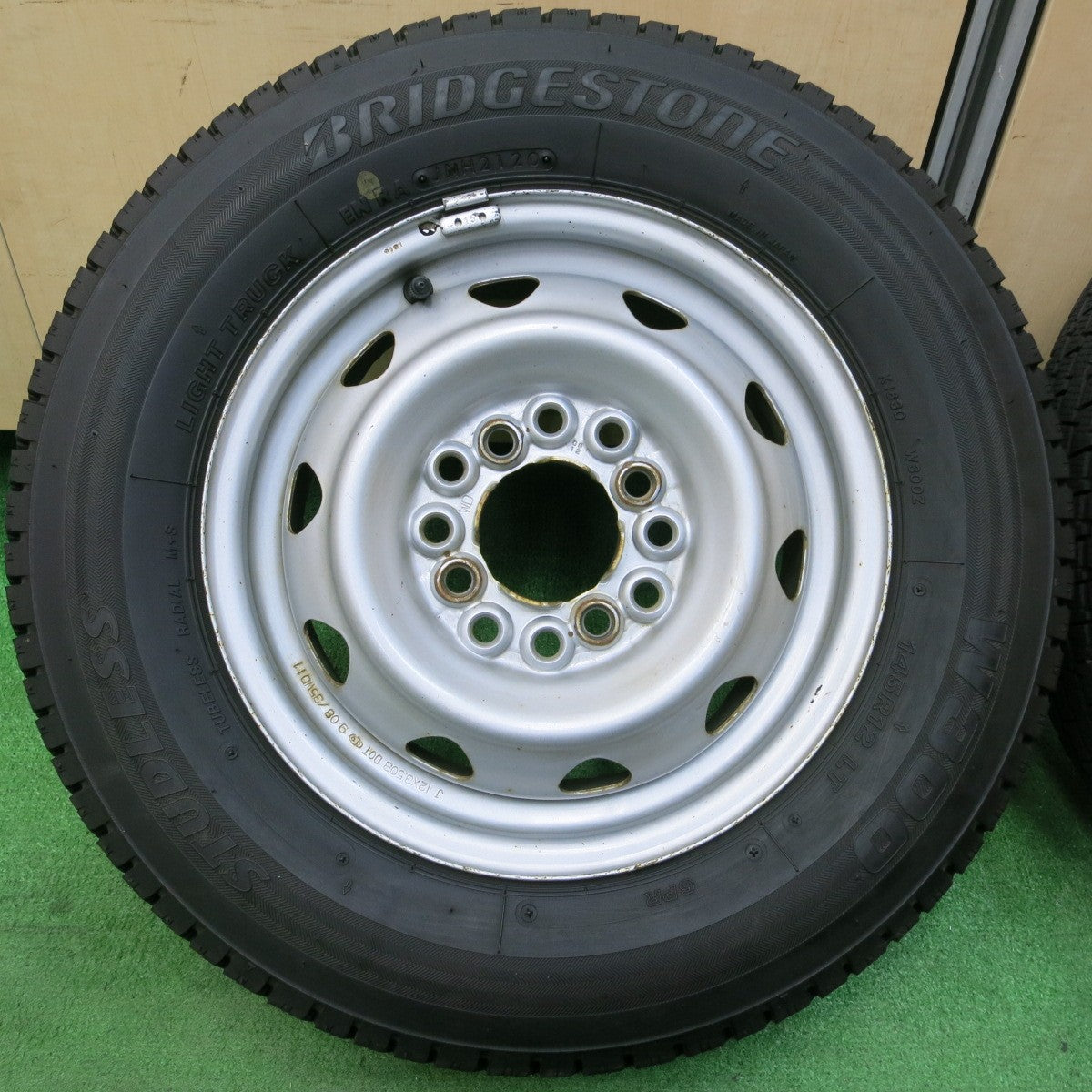 12インチマルチスチールホイール+スタットレスタイヤ 4本セット