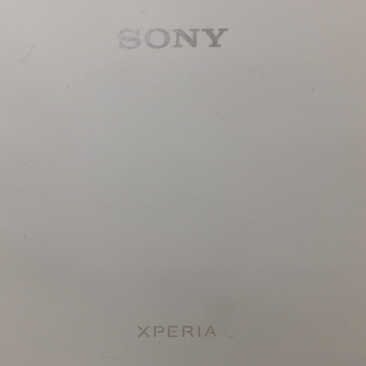 [送料無料] 現状品★ソニー SONY タブレット Xperia Z4 Tablet SGP712 ホワイト★