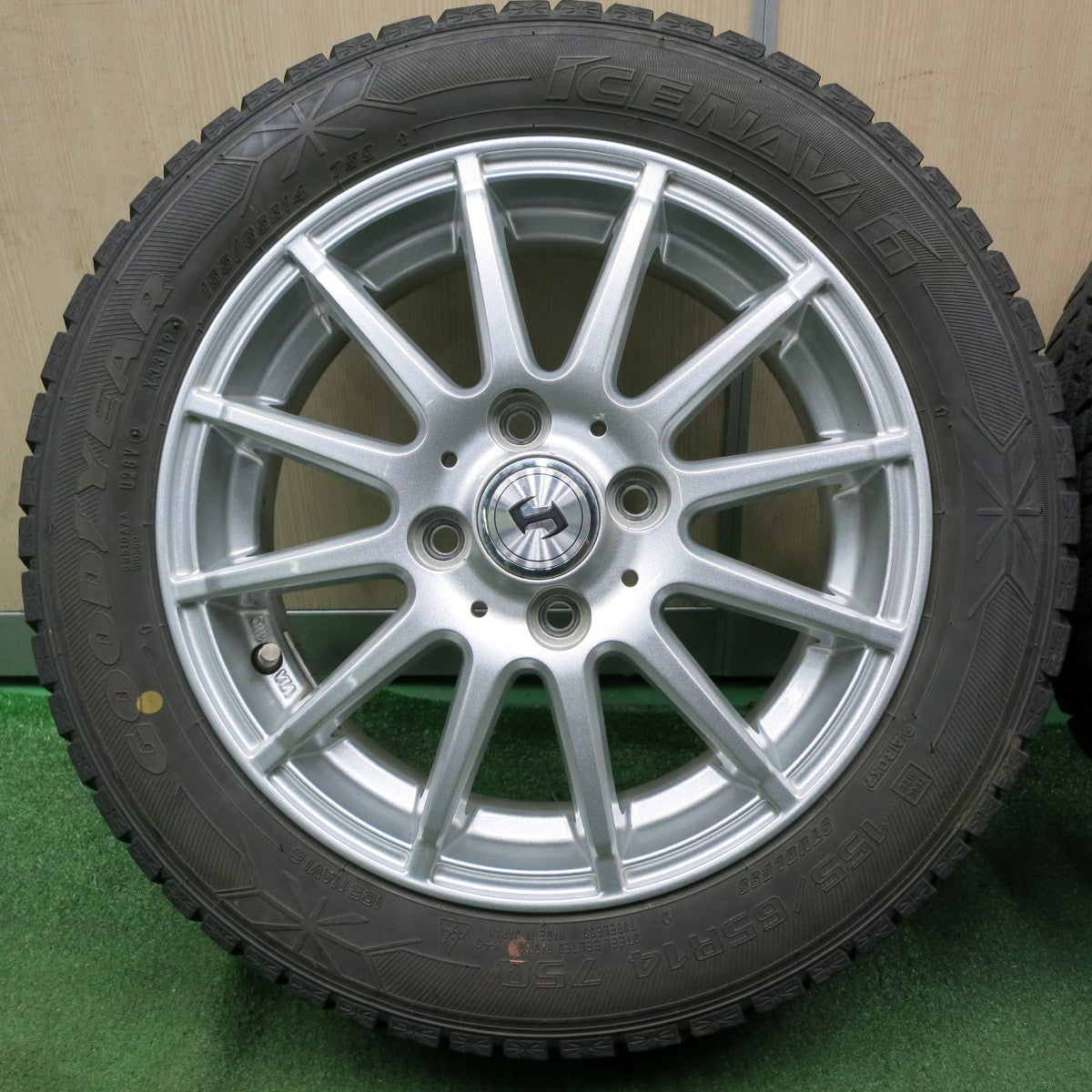 送料無料* 4本価格☆スタッドレス 155/65R14 グッドイヤー