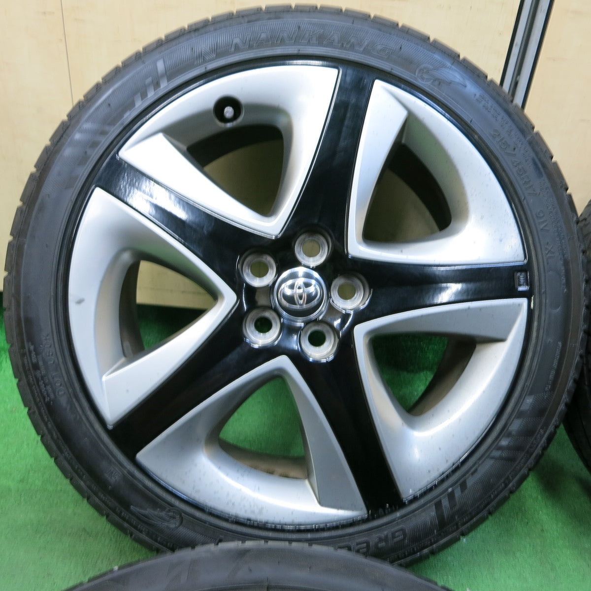 4本価格 トヨタ 50系 プリウス ツーリング 純正 215/45R17 トーヨー ナノエナジー R41 17インチ PCD100/5H(ラジアルタイヤ)｜売買されたオークション情報、yahooの商品情報をアーカイブ公開  - オーク 17インチ