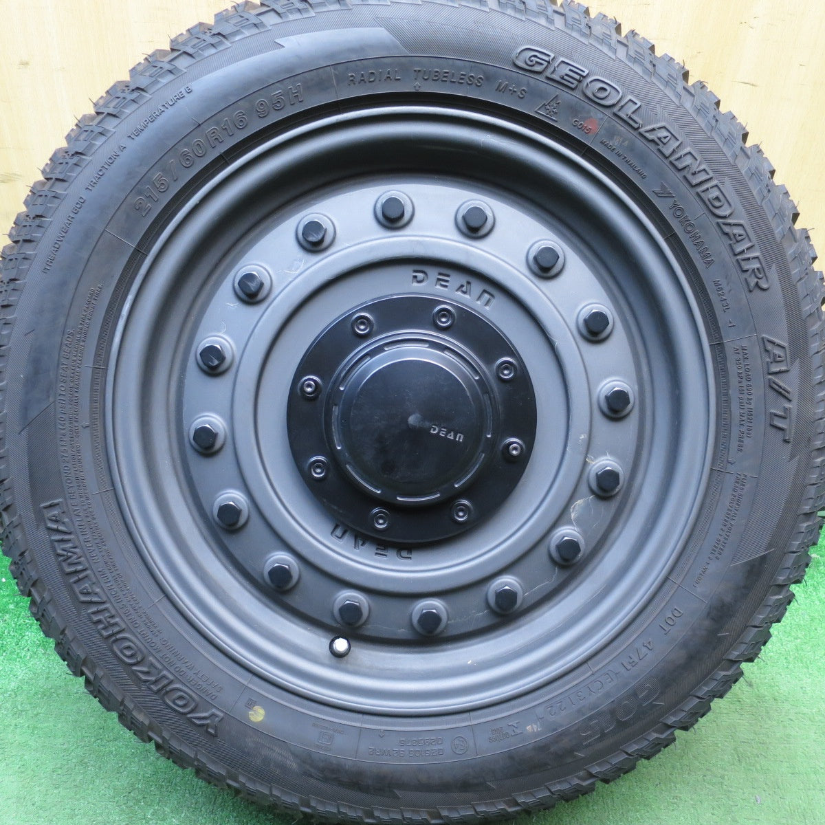 [送料無料] バリ溝！22年！キレイ！9.5分！1本★DEAN COLORADO 215/60R16 ヨコハマ ジオランダー A/T G015 ディーン コロラド 16インチ PCD112 120/5H マルチ★5031103Hノ