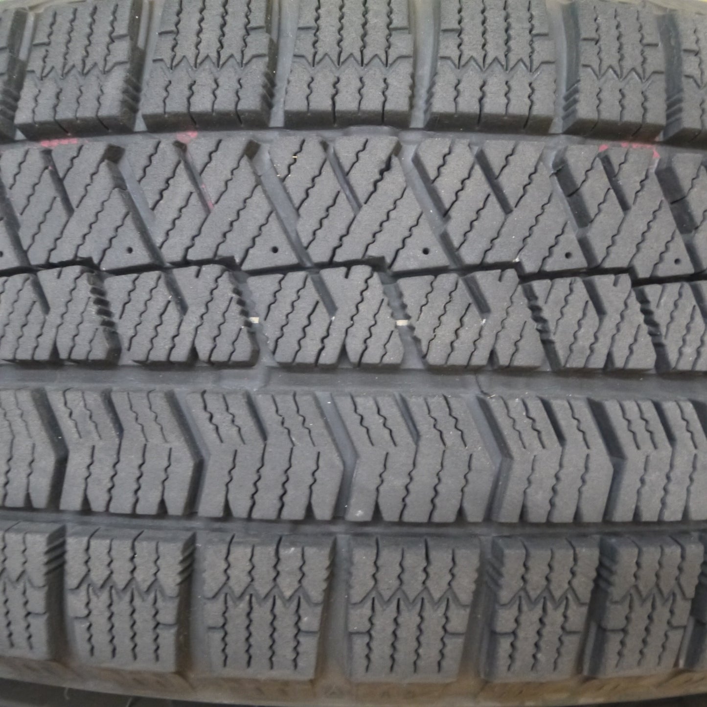 *送料無料* バリ溝！22年！キレイ！9.5分★スタッドレス 185/60R15 ブリヂストン ブリザック VRX2 BALMINUM バルミナ 15インチ PCD100/5H★4032506Hス