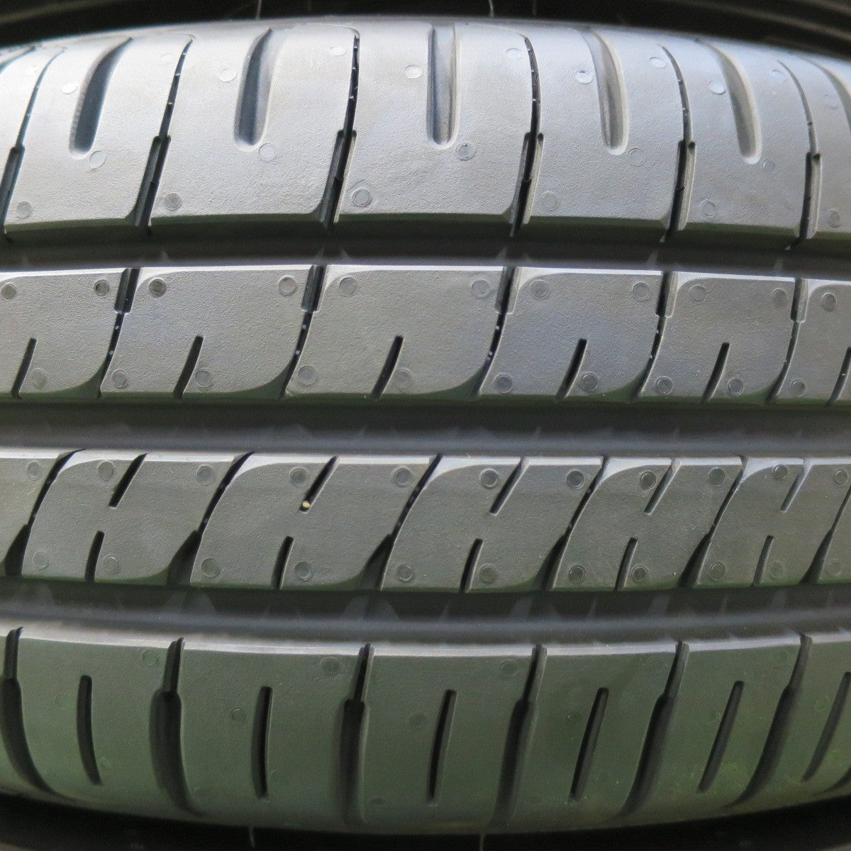 [送料無料] タイヤほぼ未使用！24年！キレイ★ホンダ GB5 GB6 GB7 フリード 純正 185/65R15 ダンロップ エナセーブ EC204 15インチ PCD114.3/5H★5040504イノ