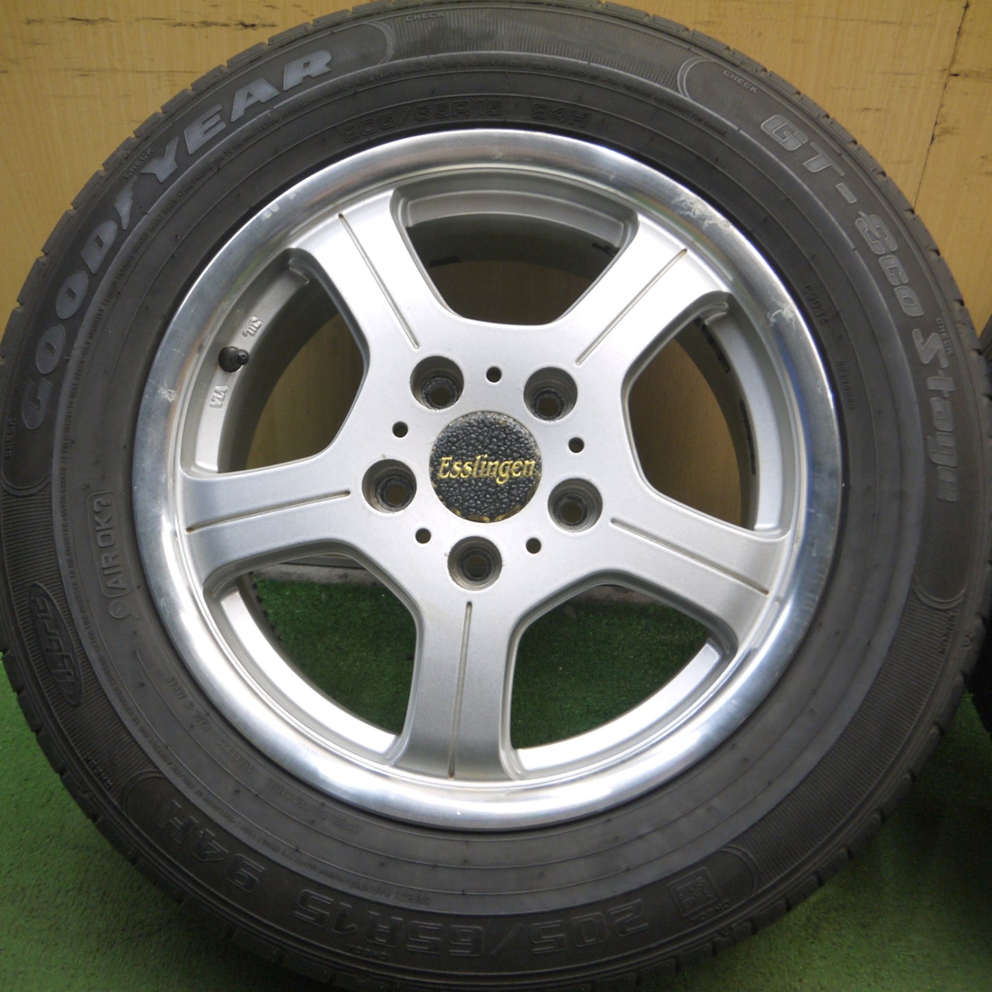 *送料無料* 4本価格★Esslingen 205/65R15 ケンダ ラジアル KOMET PLUS グッドイヤー GT-Eco Stage 15インチ PCD114.3/5H★4040517Hノ